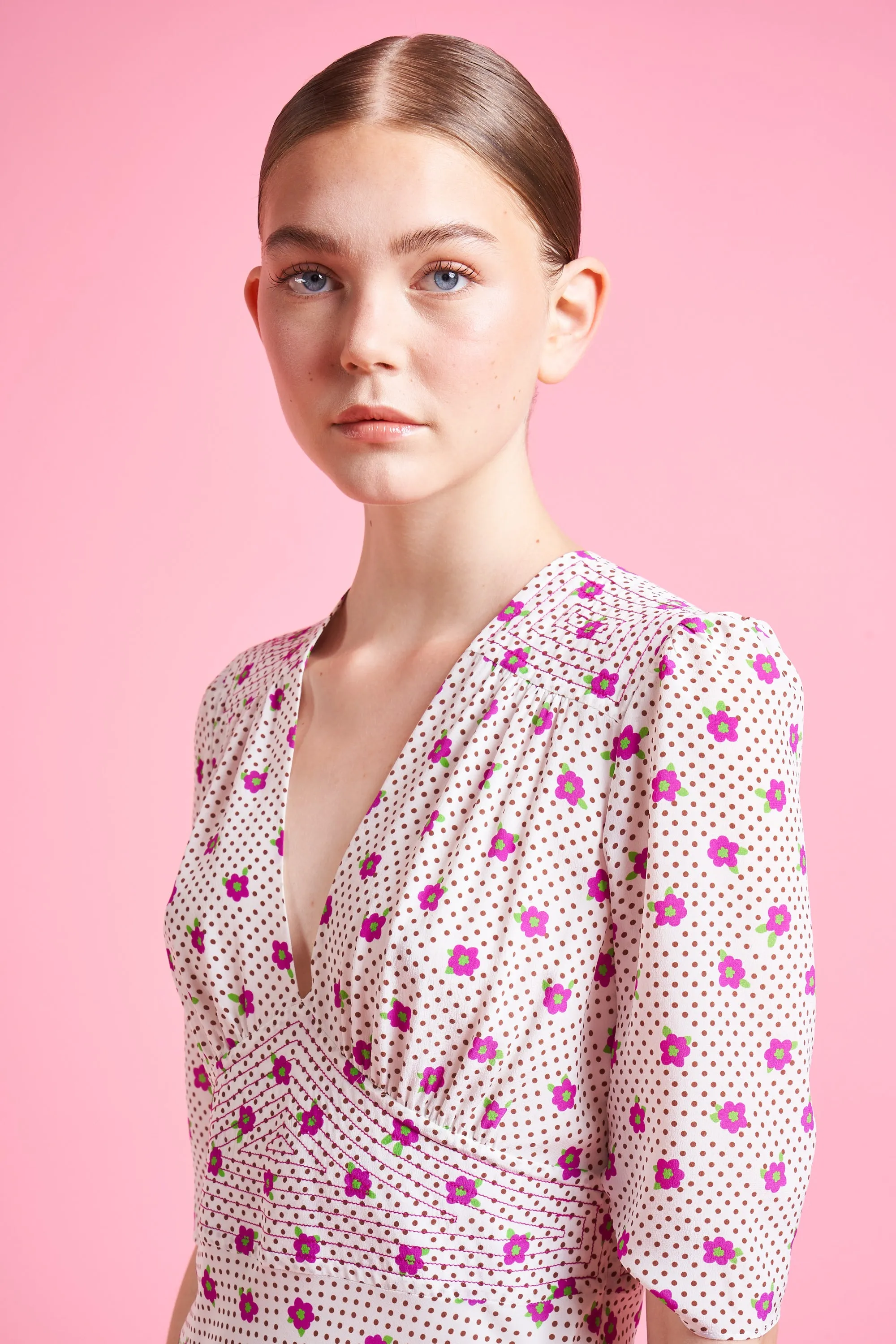 Robe longueur midi en crêpe de chine de soie sold by Paul & Joe product image thumbnail 3