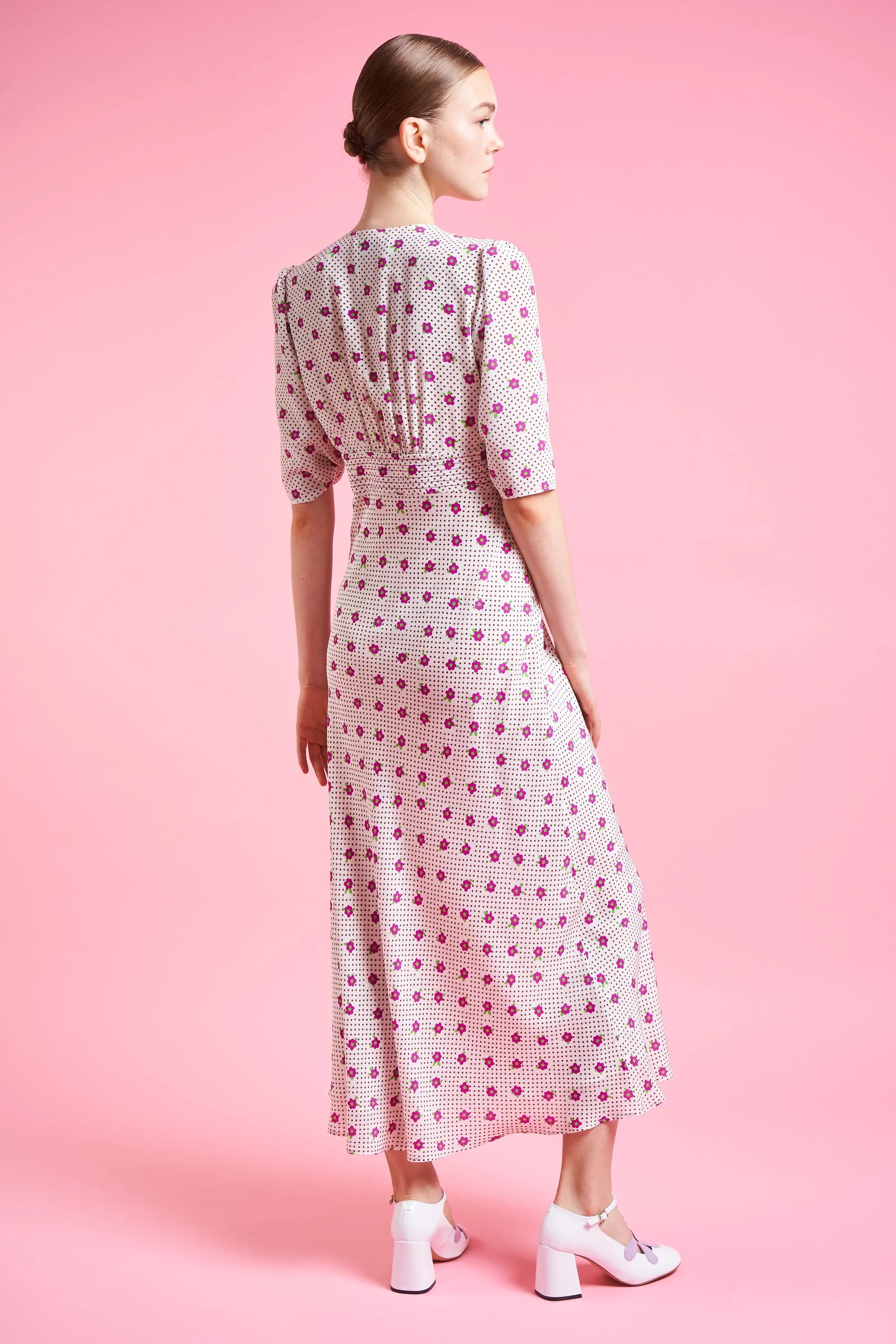 Robe longueur midi en crêpe de chine de soie sold by Paul & Joe product image thumbnail 4