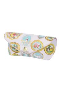 Etui à lunettes imprimé médaillon sold by Paul & Joe