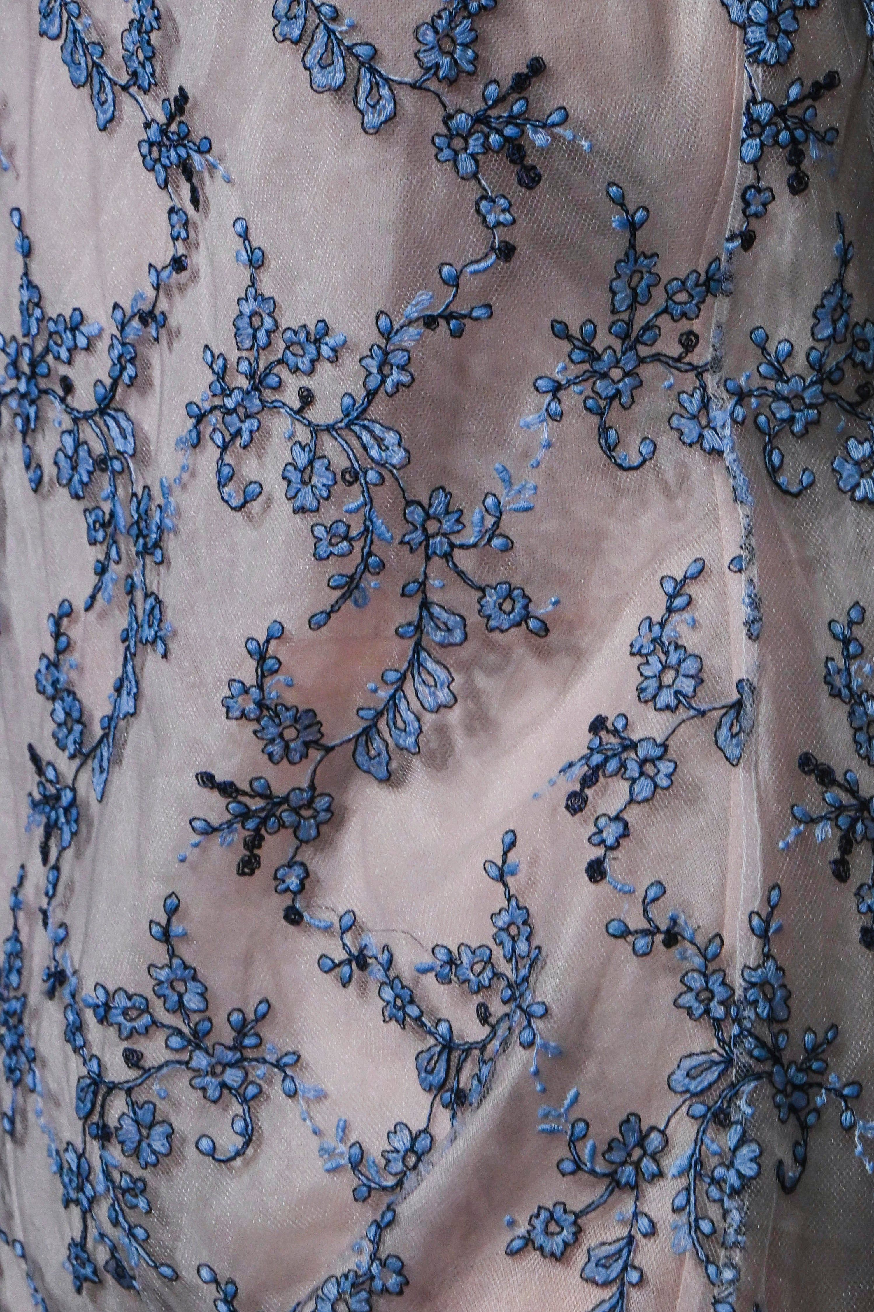 Robe longue bustier en tulle brodée sold by Paul & Joe product image thumbnail 3