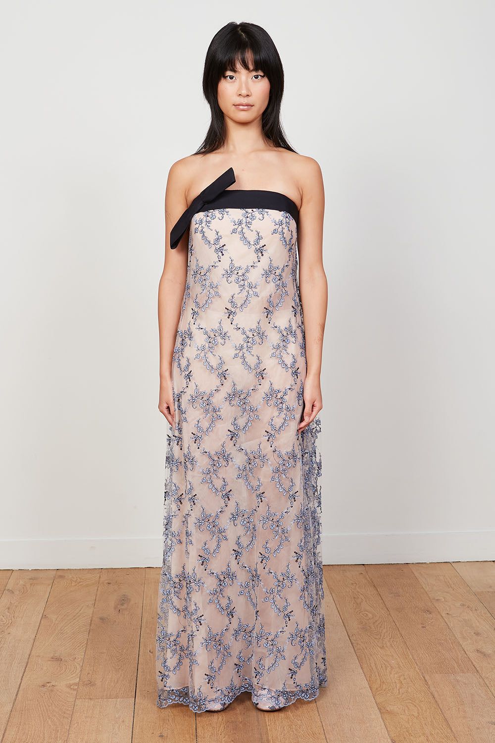 Robe longue bustier en tulle brodée sold by Paul & Joe