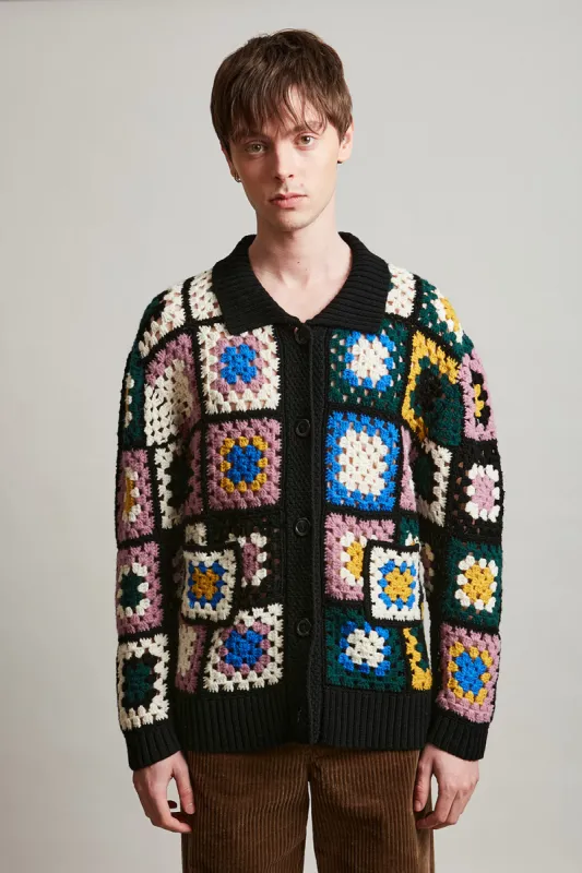 Cardigan ample en crochet à motif floral sold by Paul & Joe