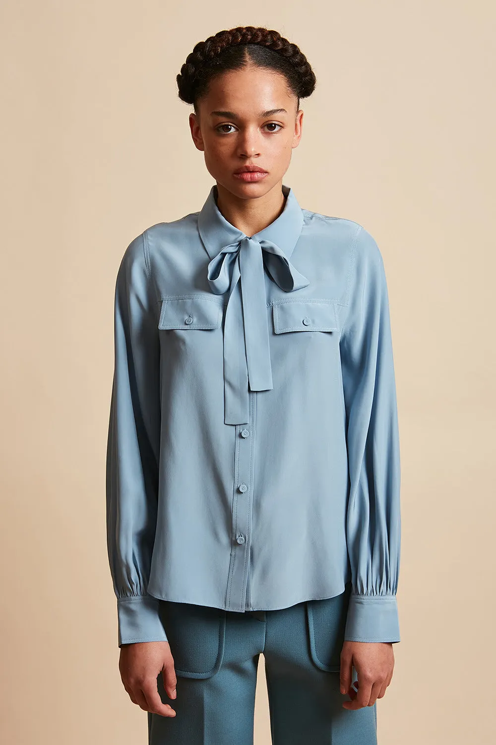 Chemisier en soie envers satin sold by Paul & Joe