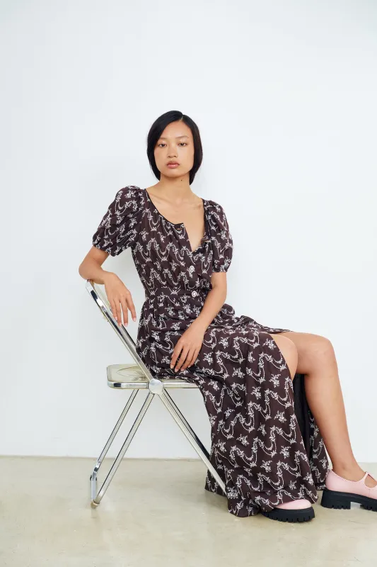 Robe longue chemisier en mousseline de coton brodée sold by Paul & Joe