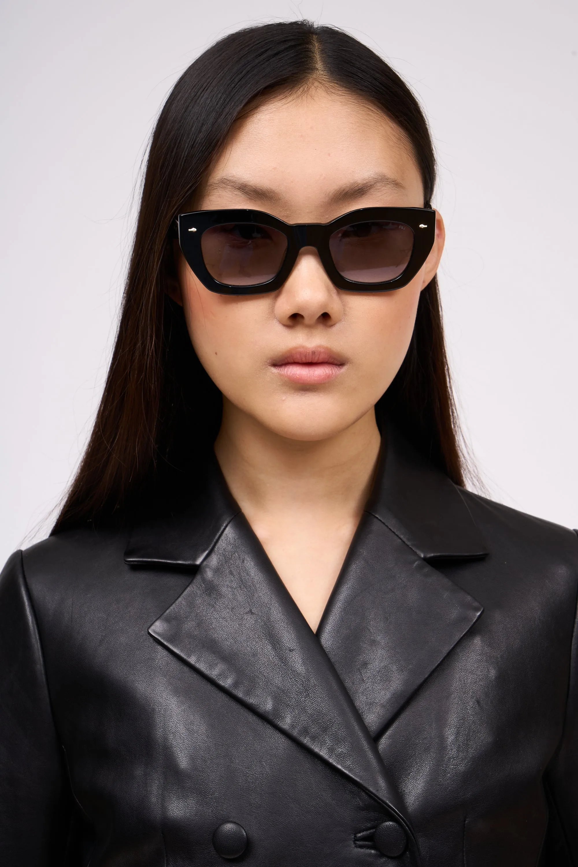 Veste cintrée en cuir d'agneau plongé sold by Paul & Joe product image thumbnail 5