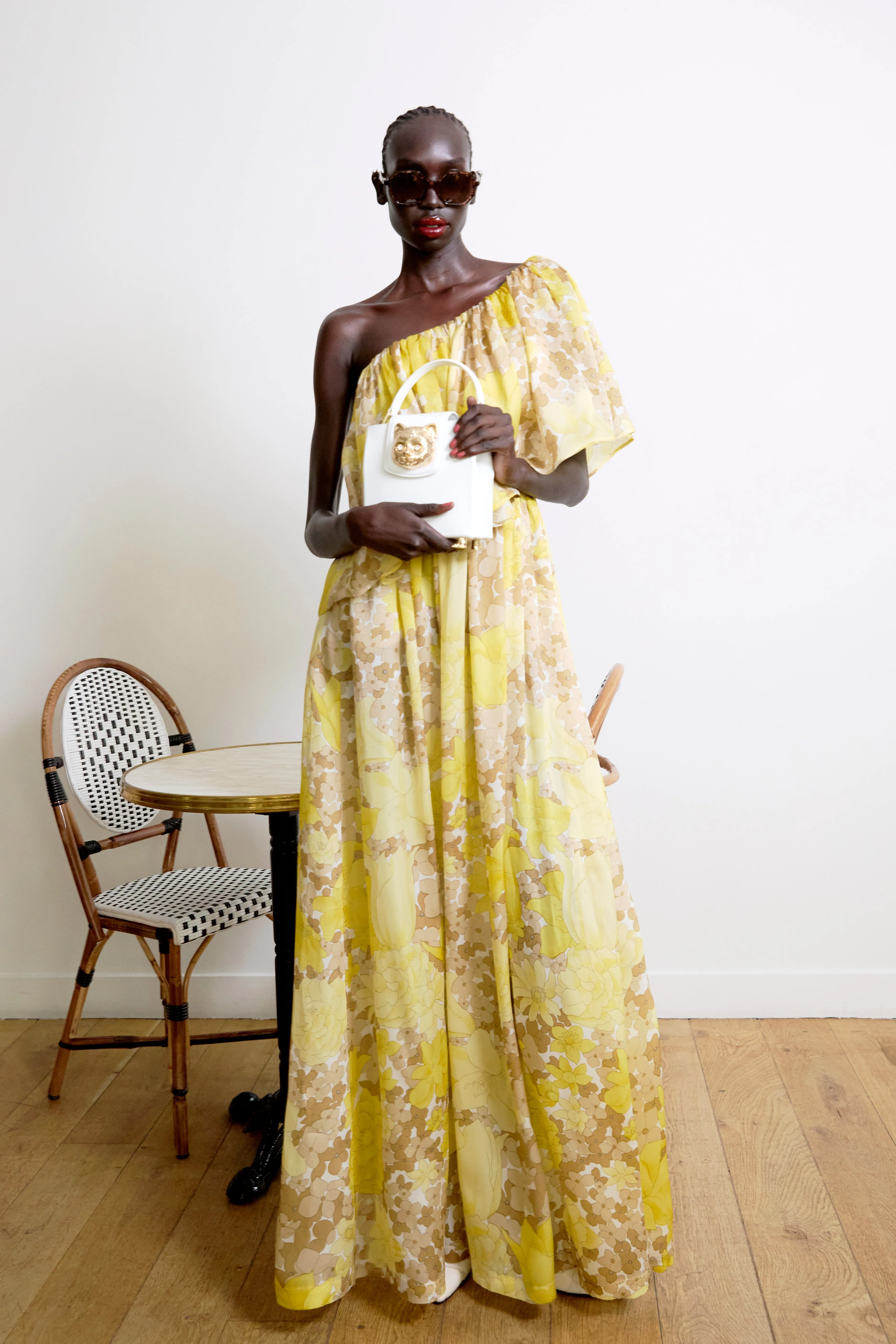 Robe longue asymétrique en organza de soie imprimé fleuri sold by Paul & Joe