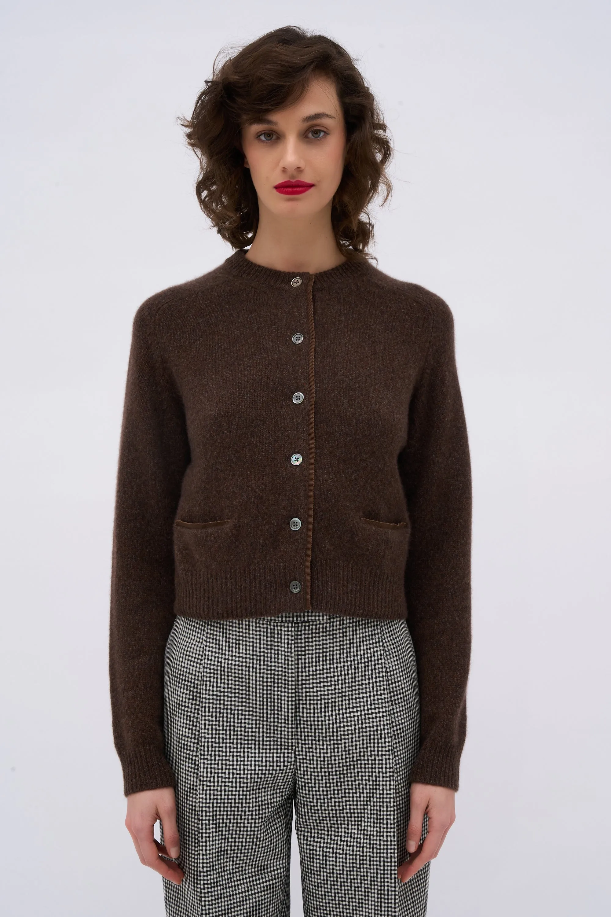 Cardigan en cachemire supersoft avec gros grain sold by Paul & Joe