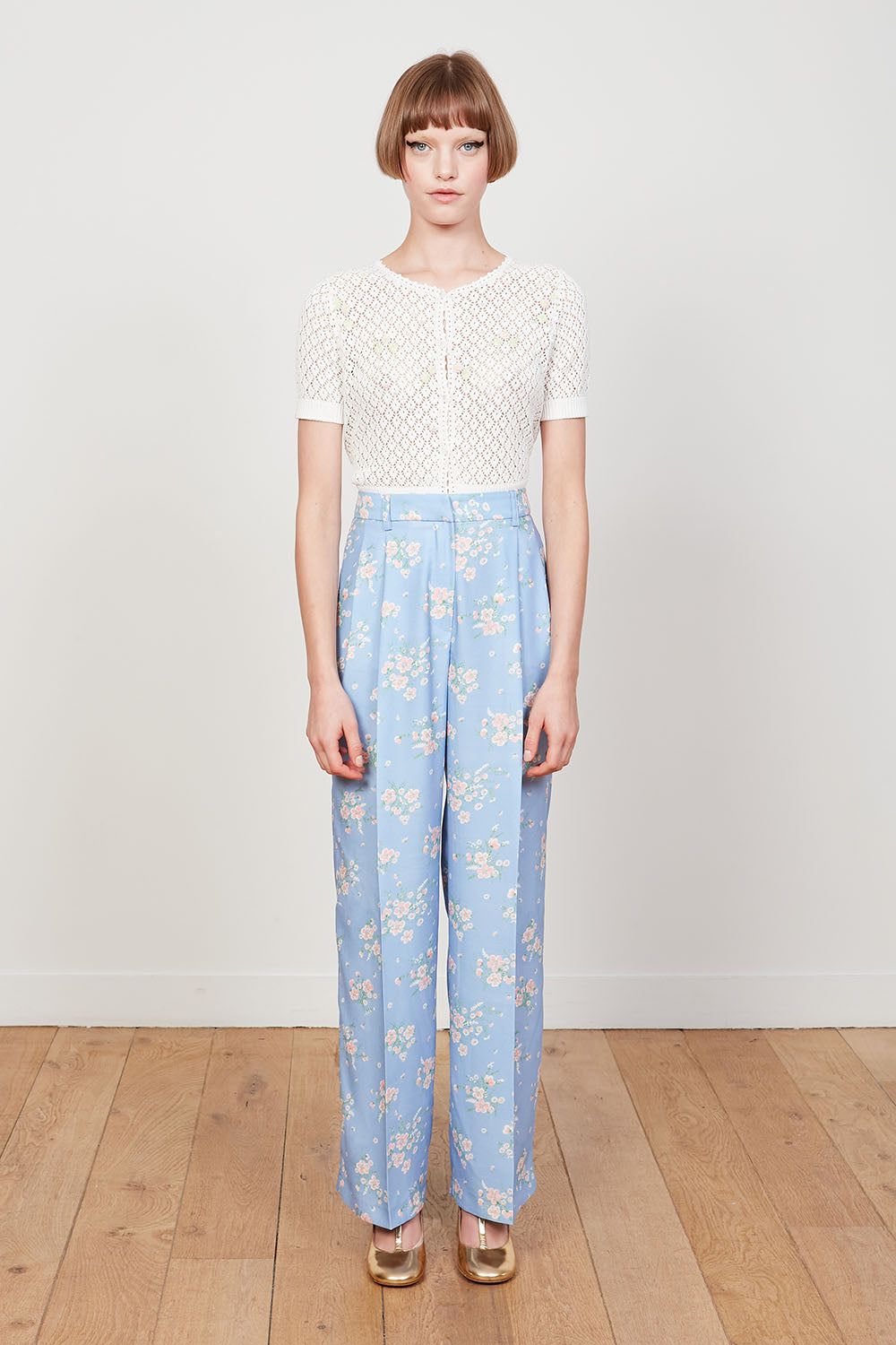 Pantalon en crêpe à l'imprimé floral sold by Paul & Joe