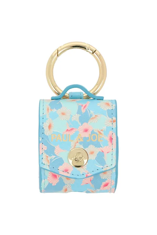 Etui à Airpods bleu à motif floral sold by Paul & Joe