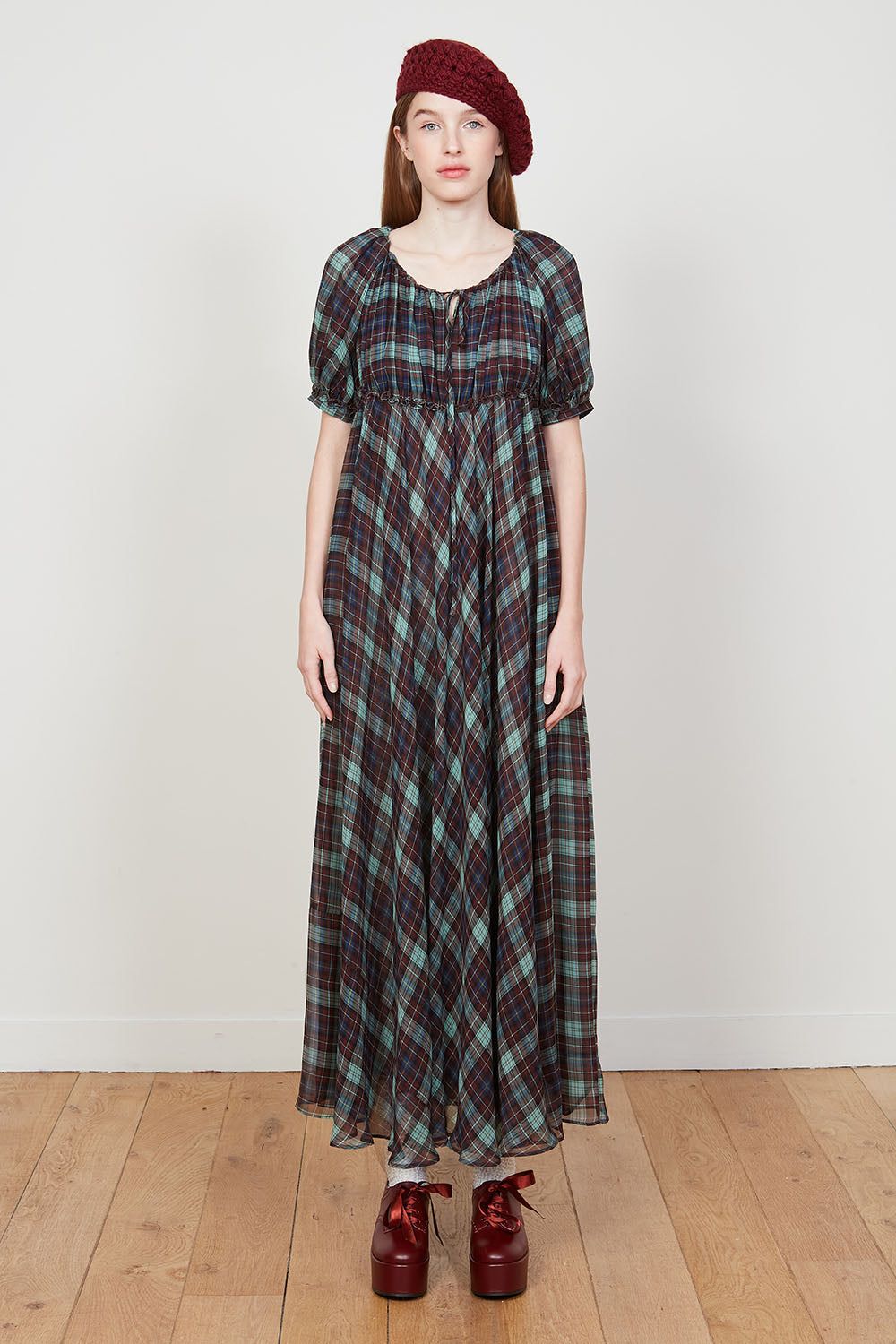 Robe longue en soie à carreaux sold by Paul & Joe