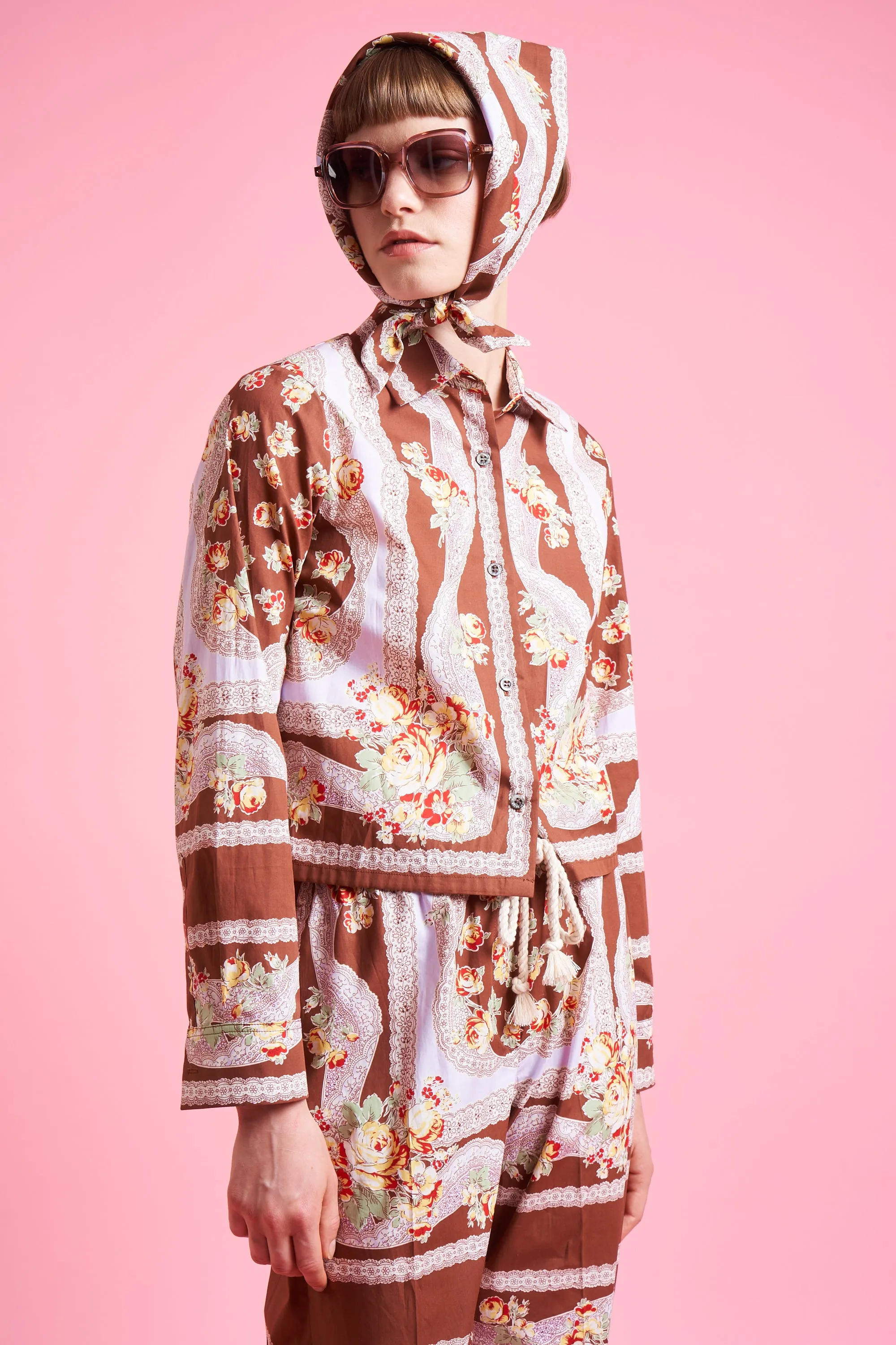 Chemisier court coupe droite imprimé foulard sold by Paul & Joe