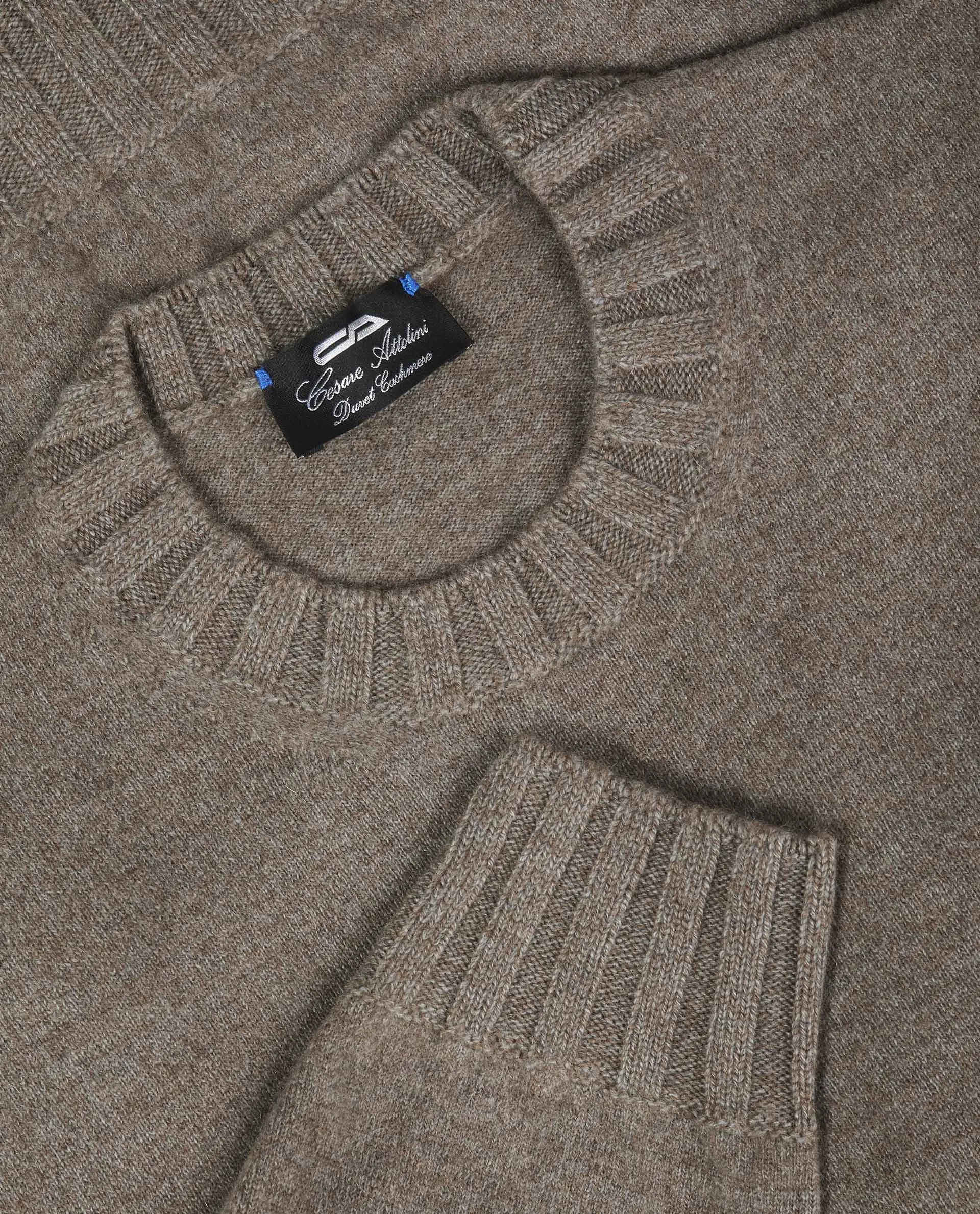 Cashmere Ronde Hals Trui sold by Pauw Amsterdam product image thumbnail 4