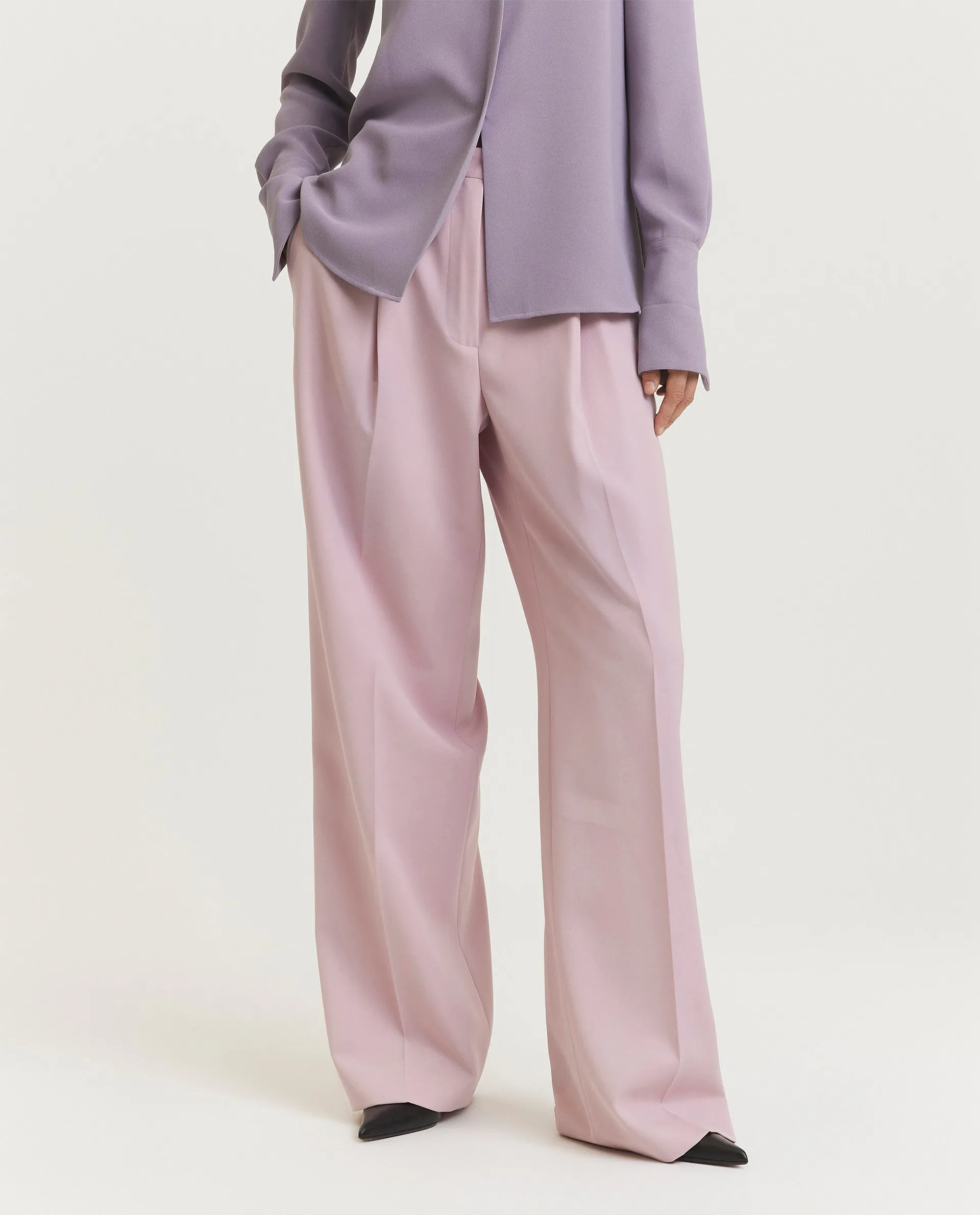 Wijde soepele broek sold by Pauw Amsterdam