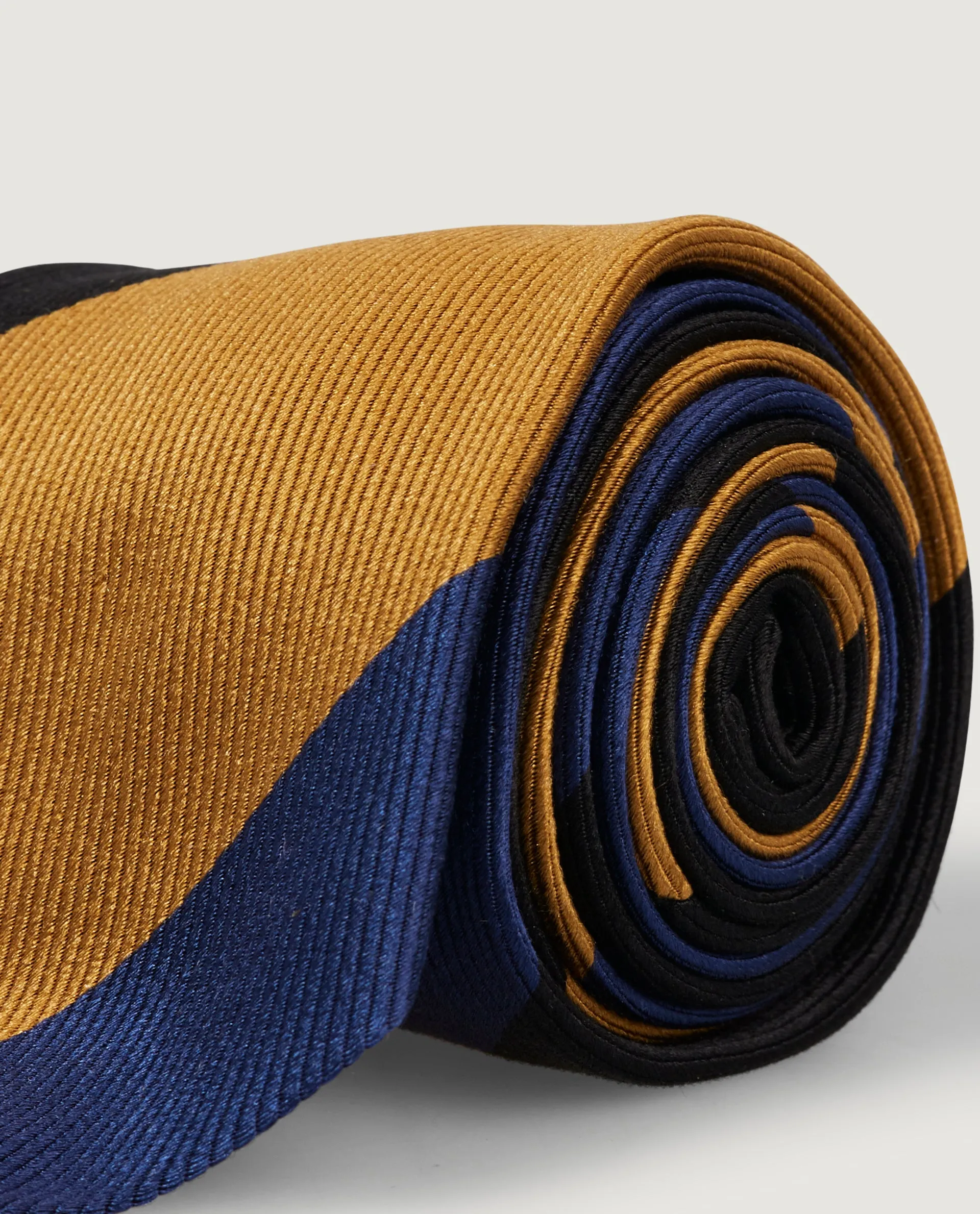 Zijde Das sold by Pauw Amsterdam product image thumbnail 3