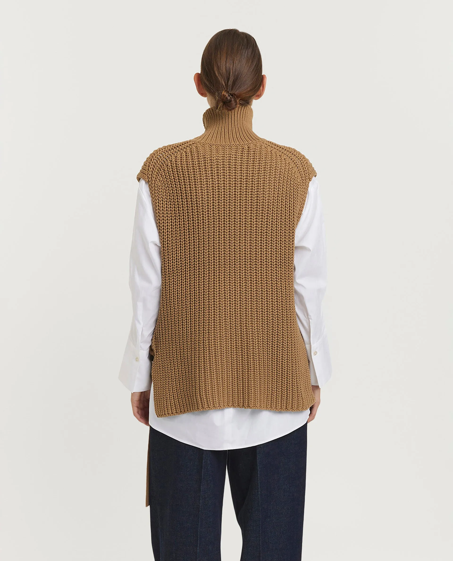 Set van gebreid vest en blouse sold by Pauw Amsterdam product image thumbnail 5