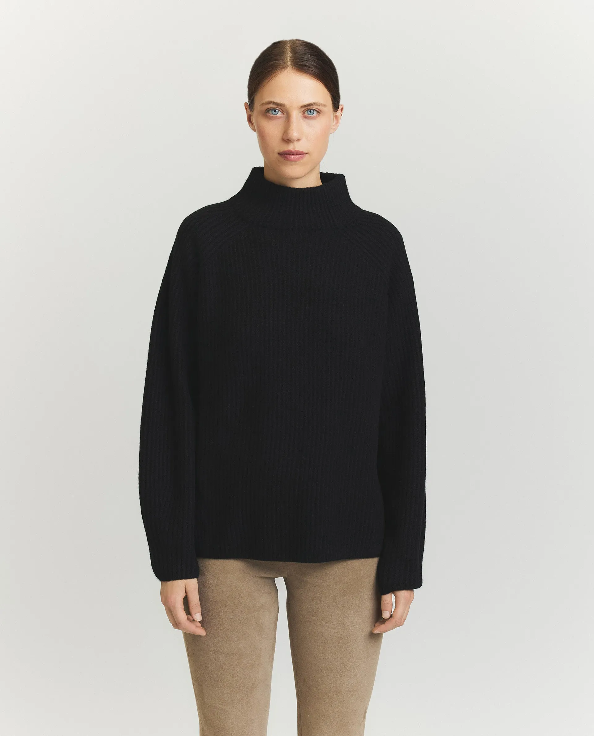 Oversized sweater sold by Pauw Amsterdam