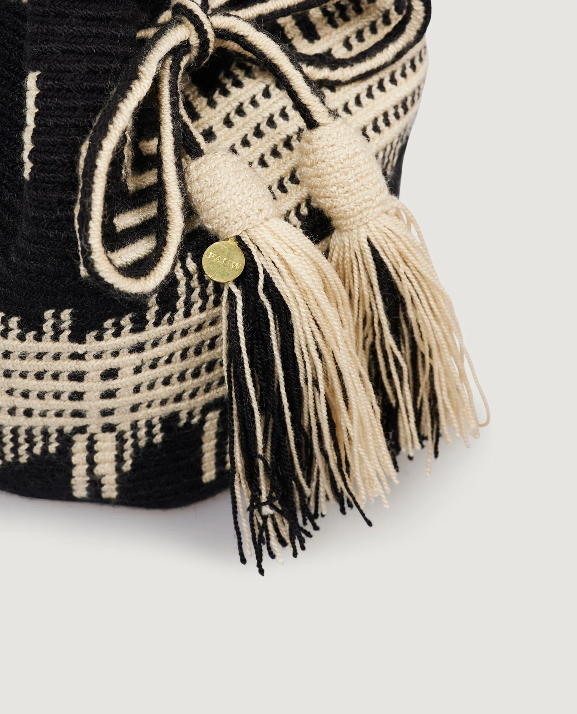 Gehaakte tas sold by Pauw Amsterdam product image thumbnail 2