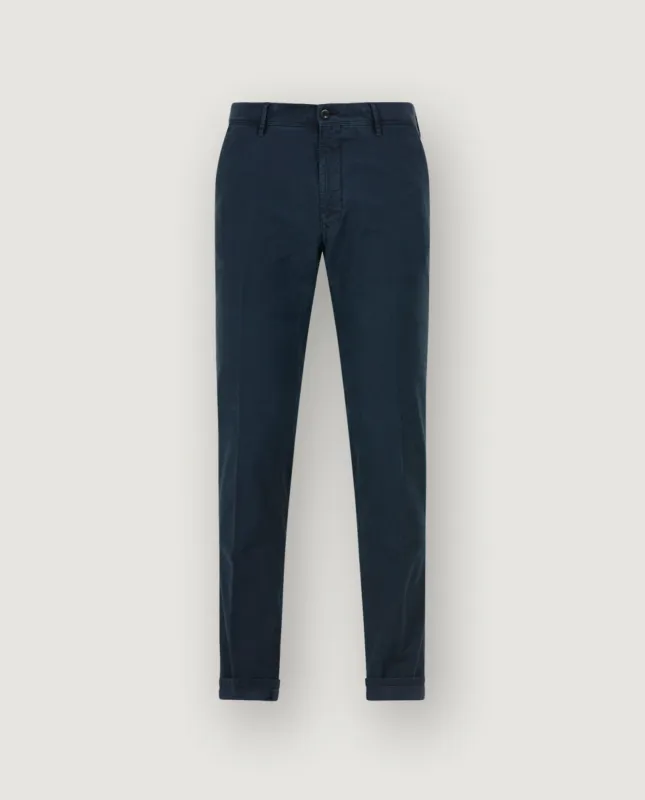 Katoenen chino sold by Pauw Amsterdam