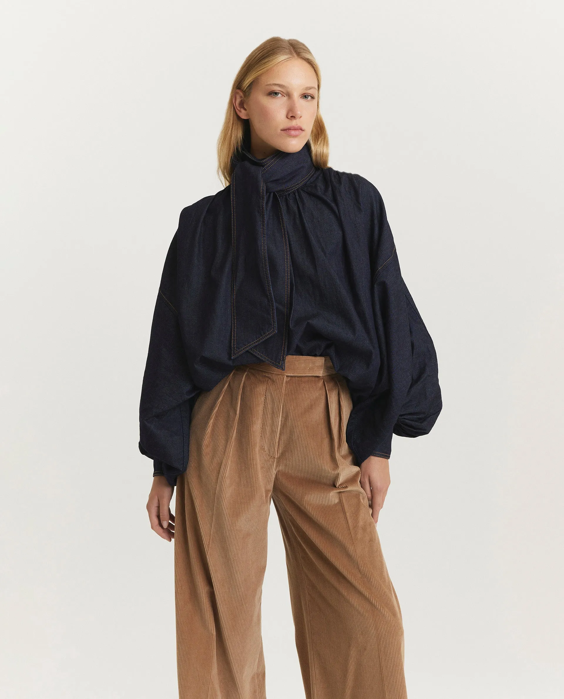 Volumineuze blouse sold by Pauw Amsterdam product image thumbnail 5