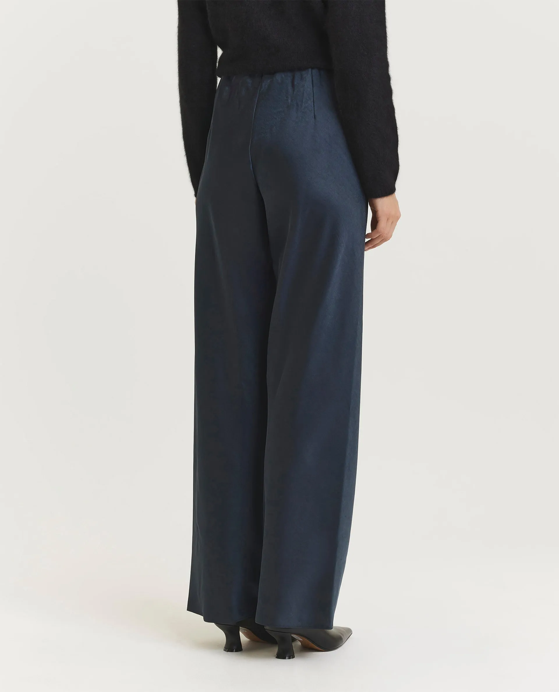 Wijde satijnen broek sold by Pauw Amsterdam product image thumbnail 3