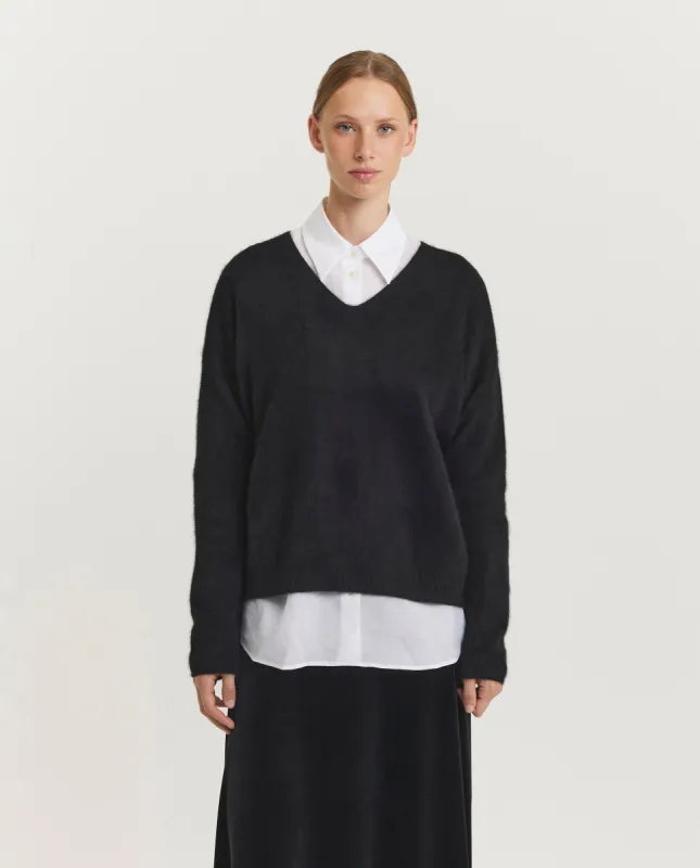 V-hals trui sold by Pauw Amsterdam