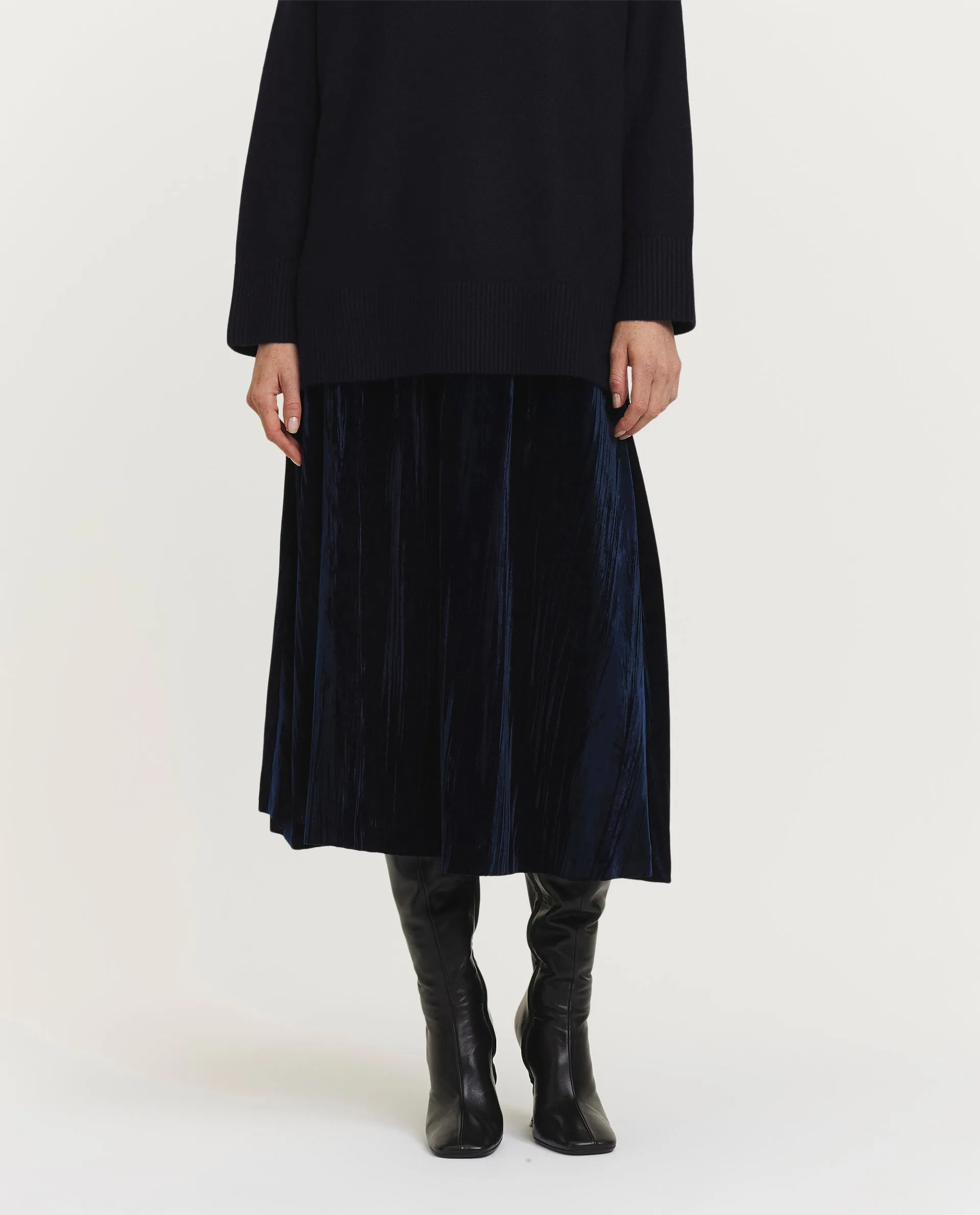 Fluwelen rok - Donkerblauw sold by Pauw Amsterdam product image thumbnail 2