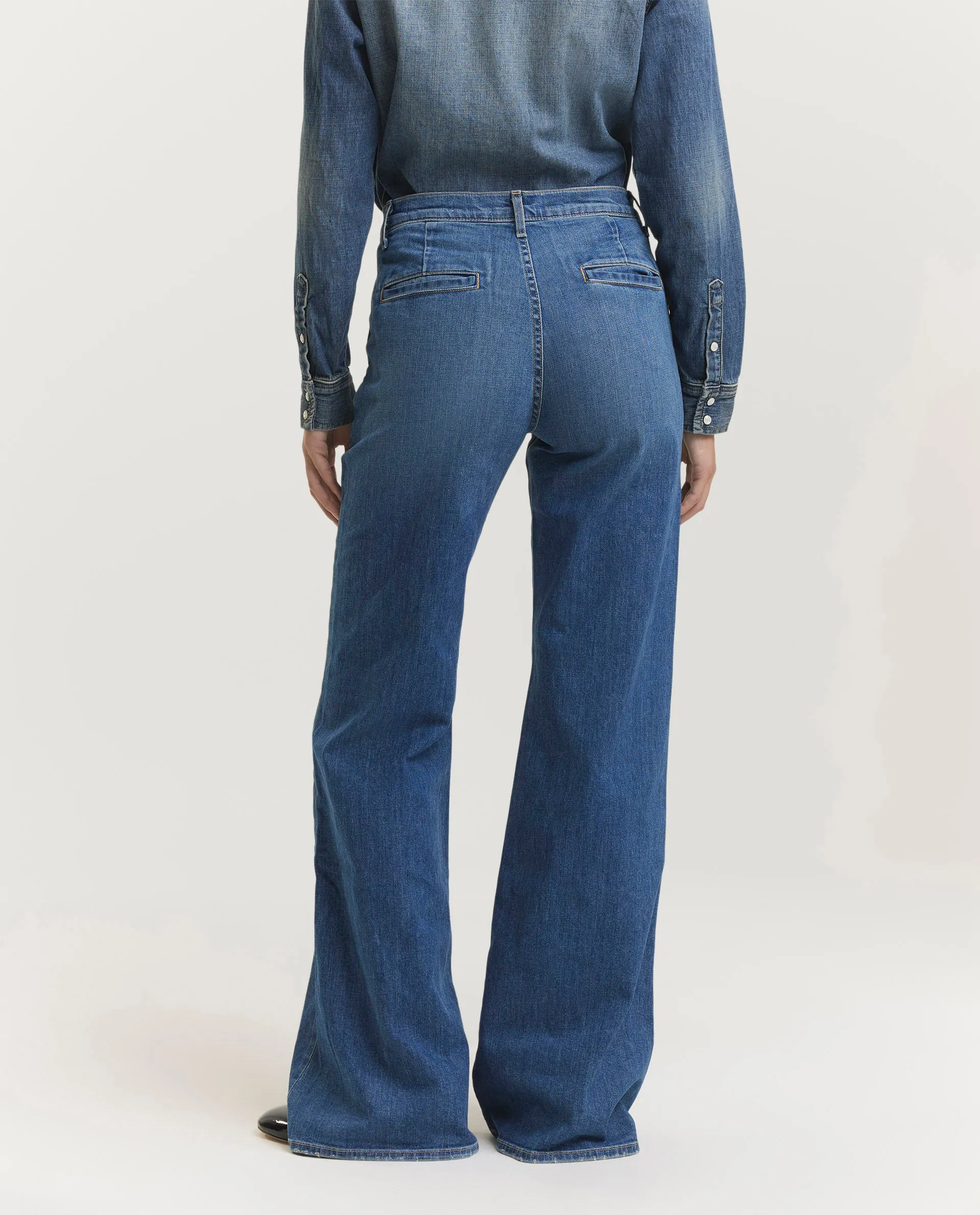Anna jeans sold by Pauw Amsterdam product image thumbnail 3