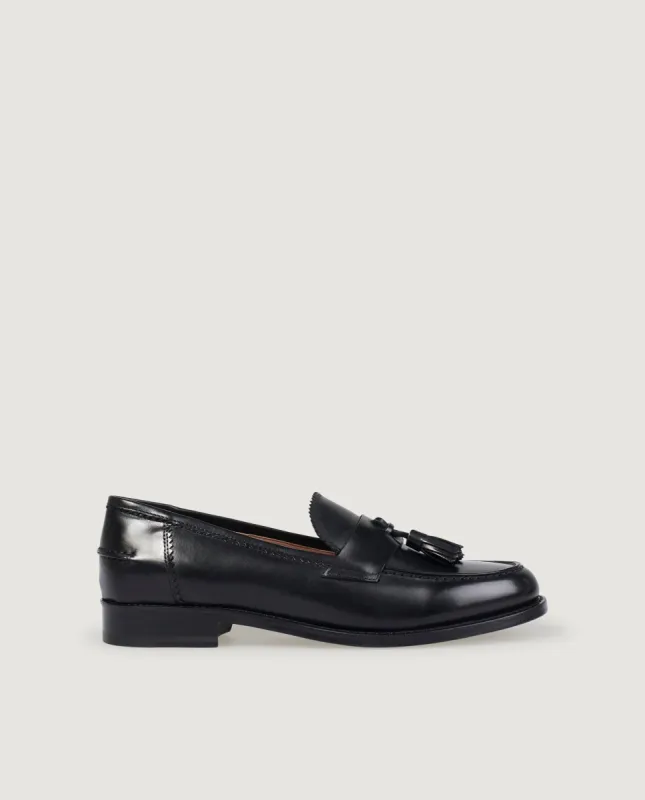 Leren loafers sold by Pauw Amsterdam