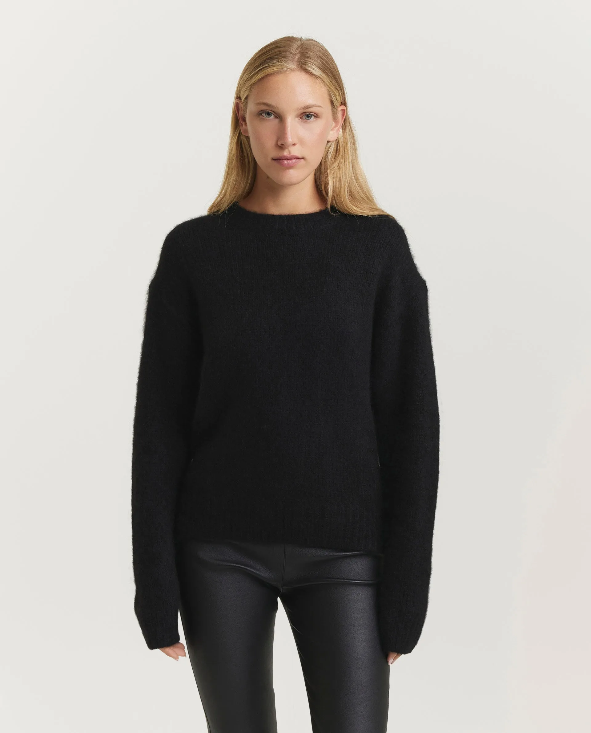 Cashmere-zijden trui sold by Pauw Amsterdam