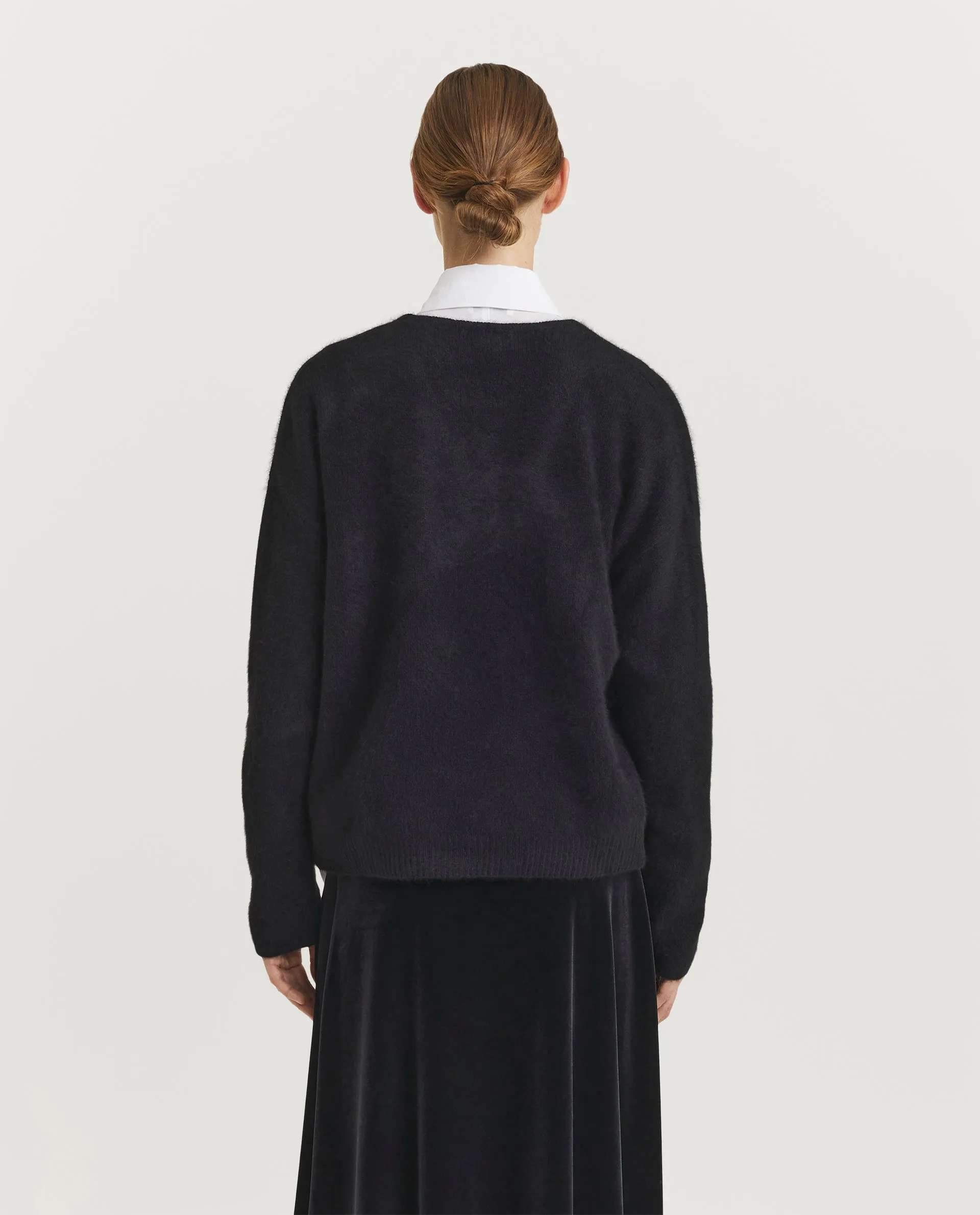 V-hals trui sold by Pauw Amsterdam product image thumbnail 3