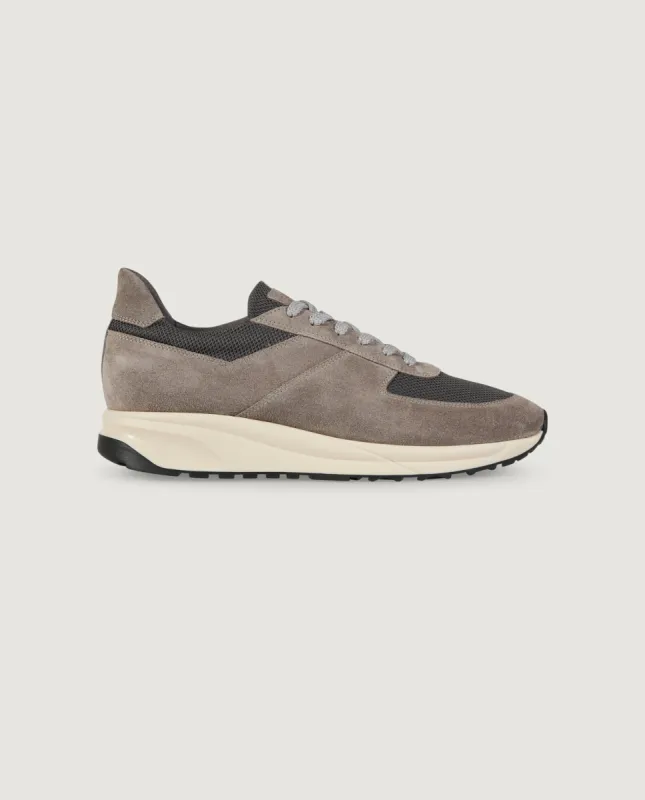 Stride Runner sold by Pauw Amsterdam