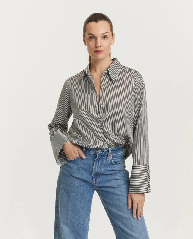 Katoen-zijden blouse sold by Pauw Amsterdam