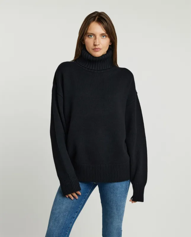Ruime cashmere sweater sold by Pauw Amsterdam
