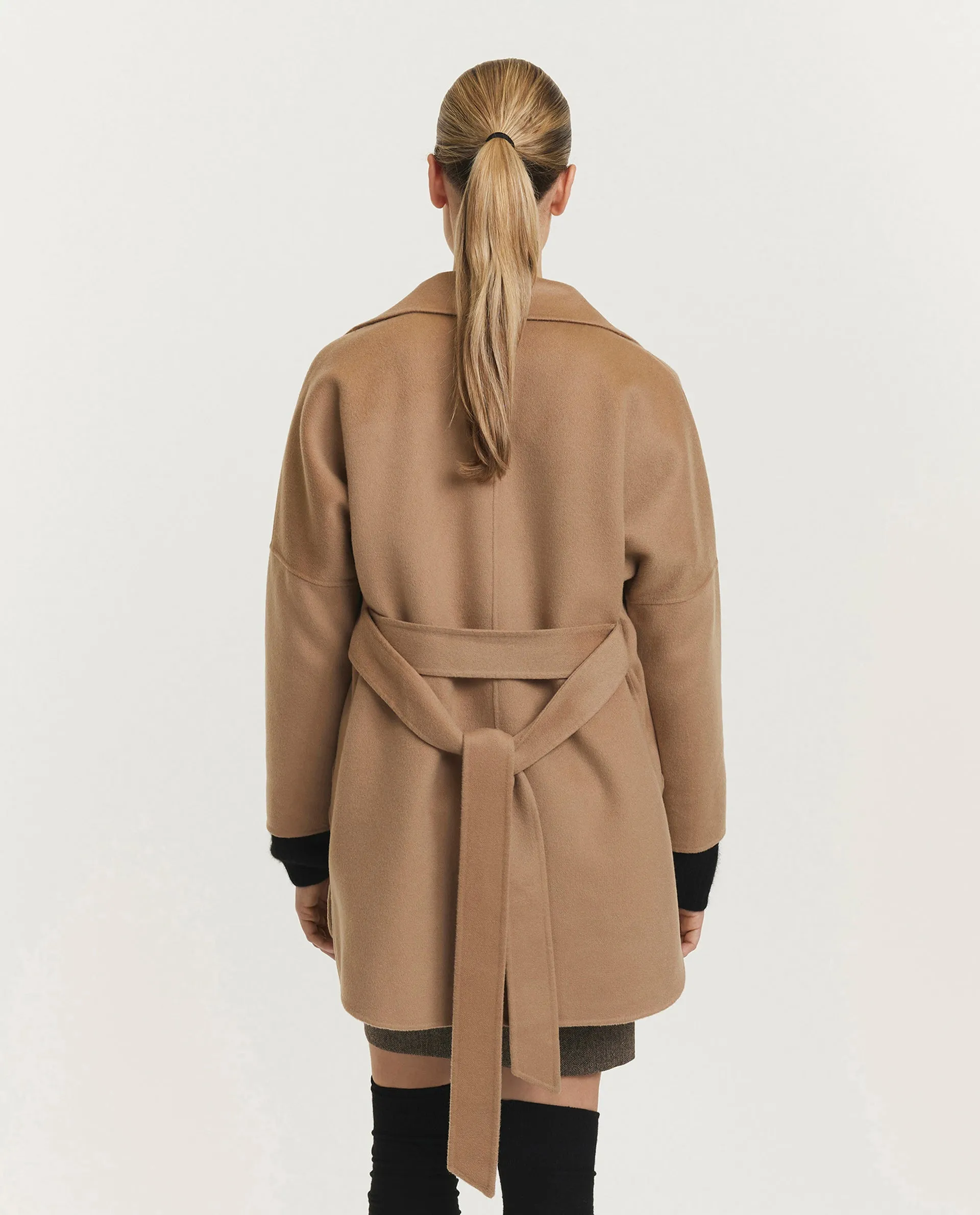 Cashmere jas sold by Pauw Amsterdam product image thumbnail 5