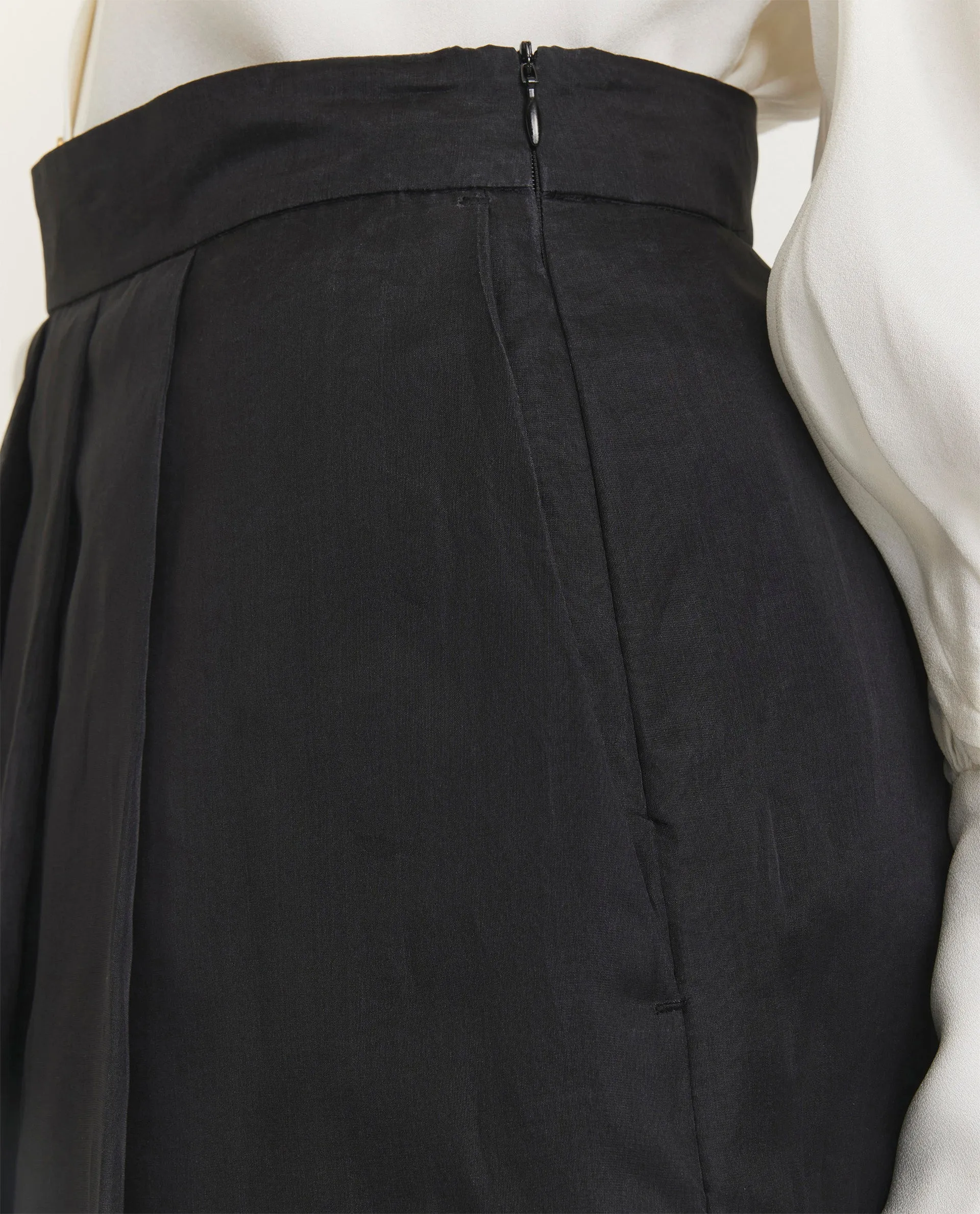 Zijden rok sold by Pauw Amsterdam product image thumbnail 5