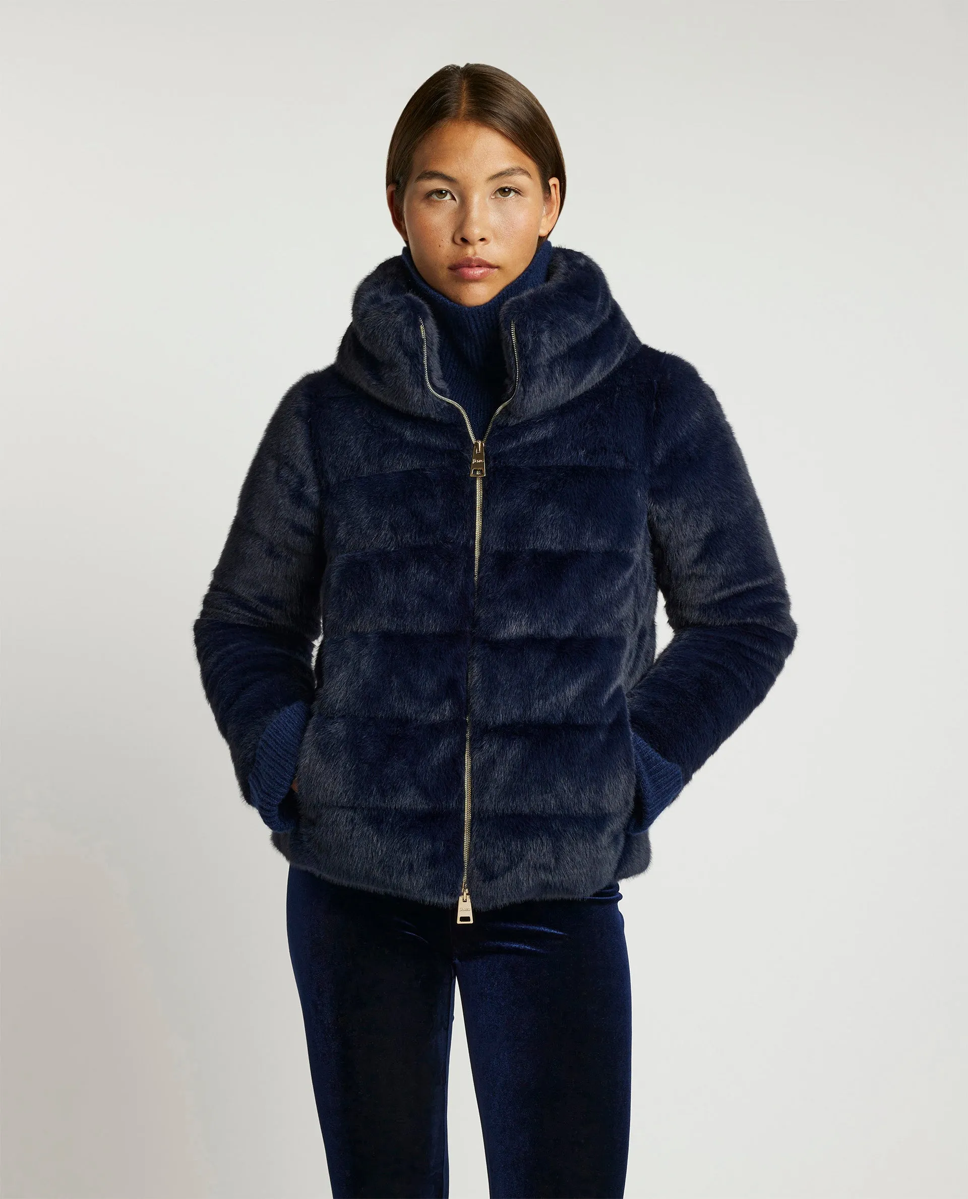Faux fur jas - Blauw sold by Pauw Amsterdam
