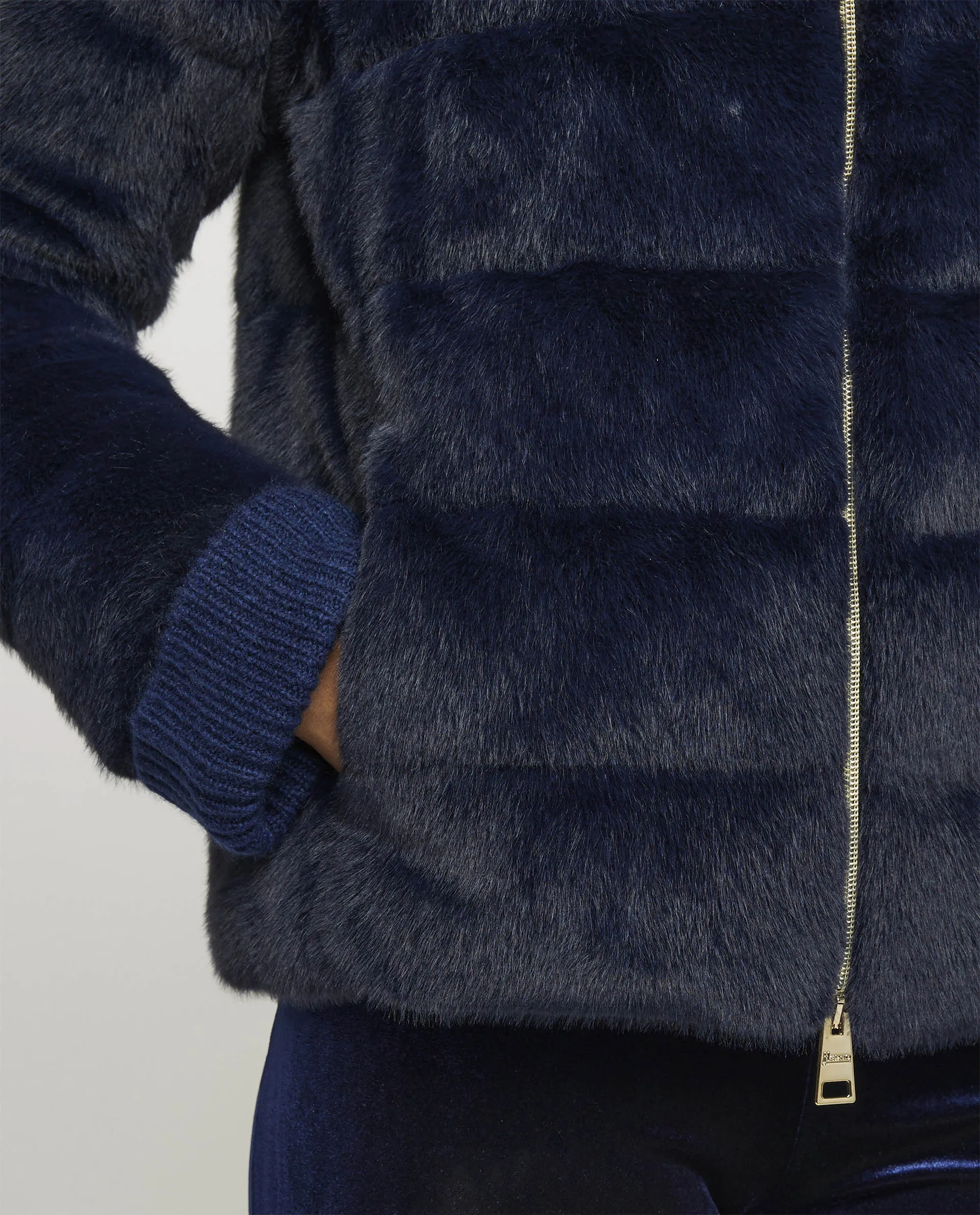 Faux fur jas - Blauw sold by Pauw Amsterdam product image thumbnail 2