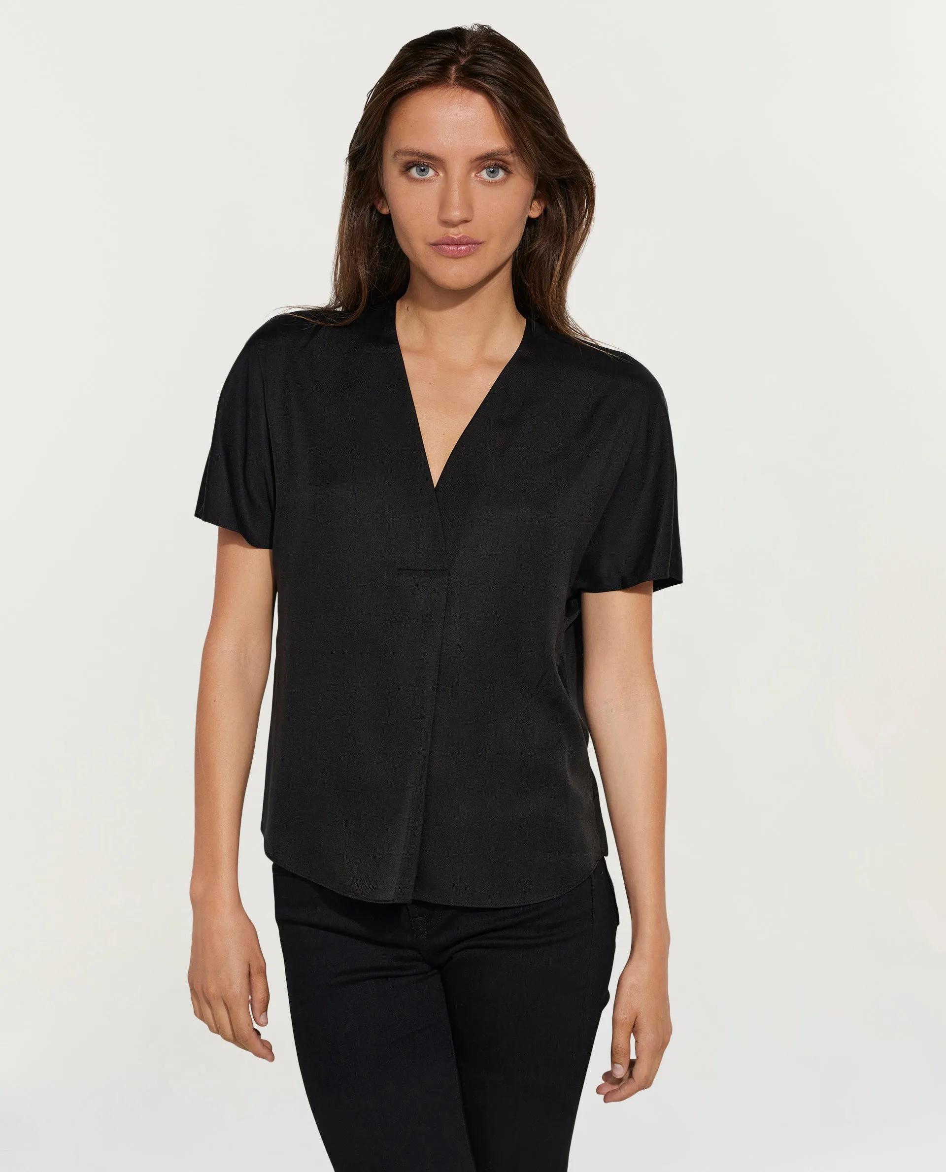 V-hals blouse sold by Pauw Amsterdam