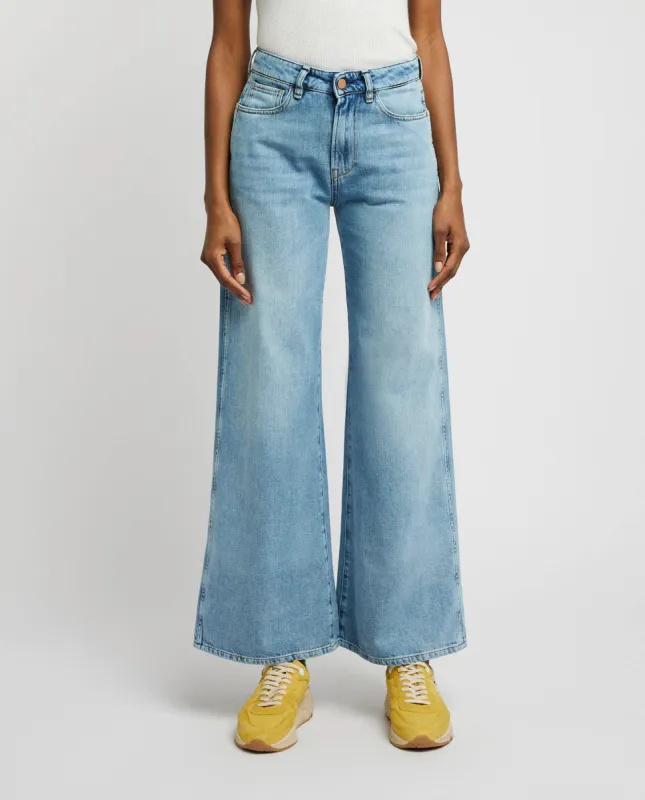Wijde jeans sold by Pauw Amsterdam