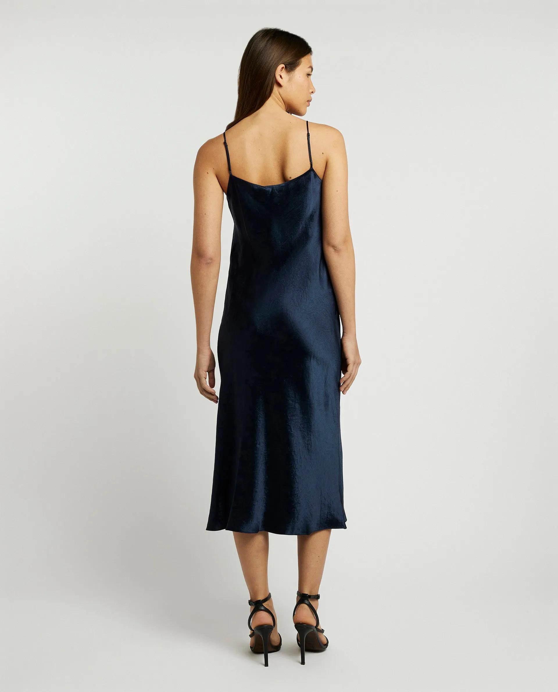 Satijnen midi jurk - Blauw sold by Pauw Amsterdam product image thumbnail 3