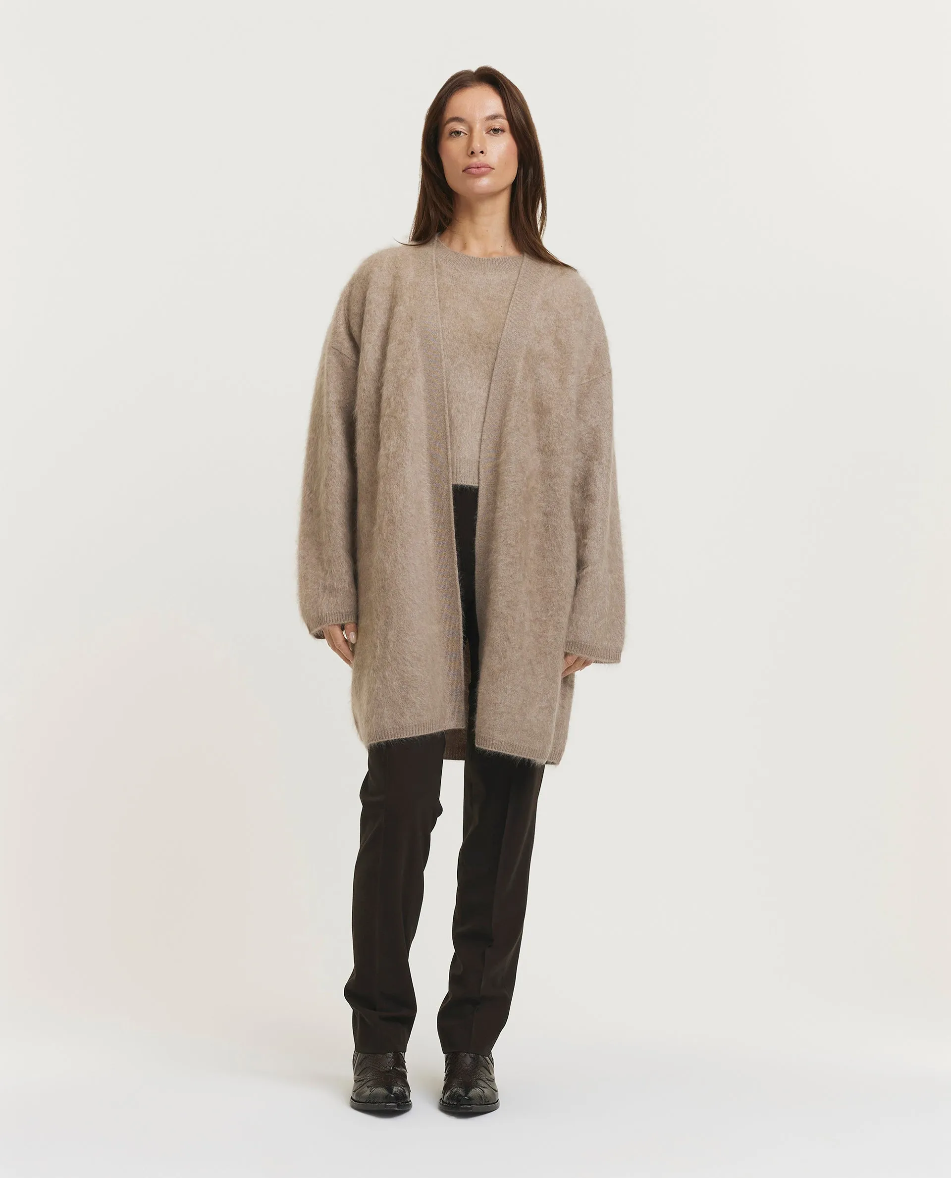 Cashmere Amina vest - Lichtbruin sold by Pauw Amsterdam product image thumbnail 3