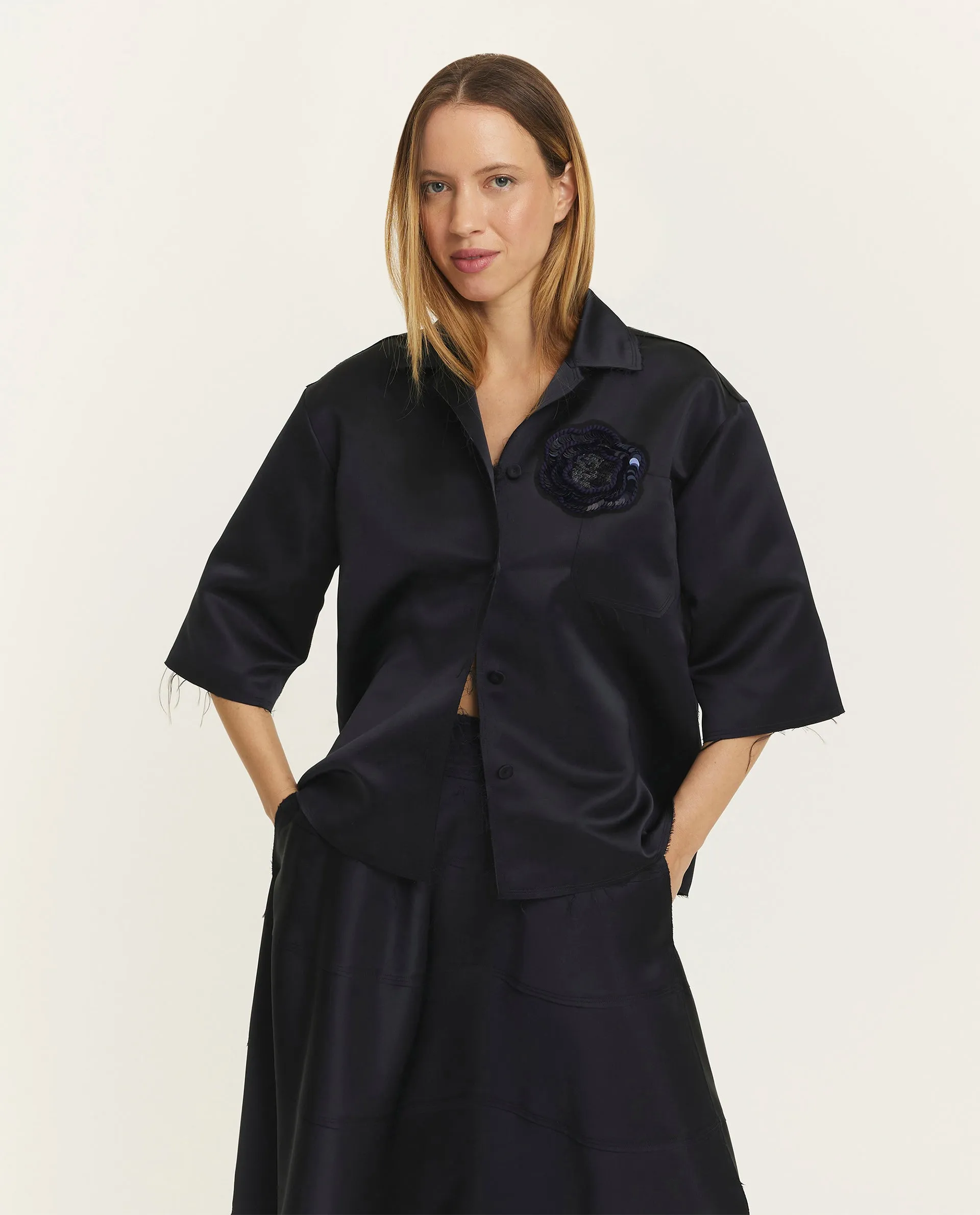 Satijnen blouse sold by Pauw Amsterdam