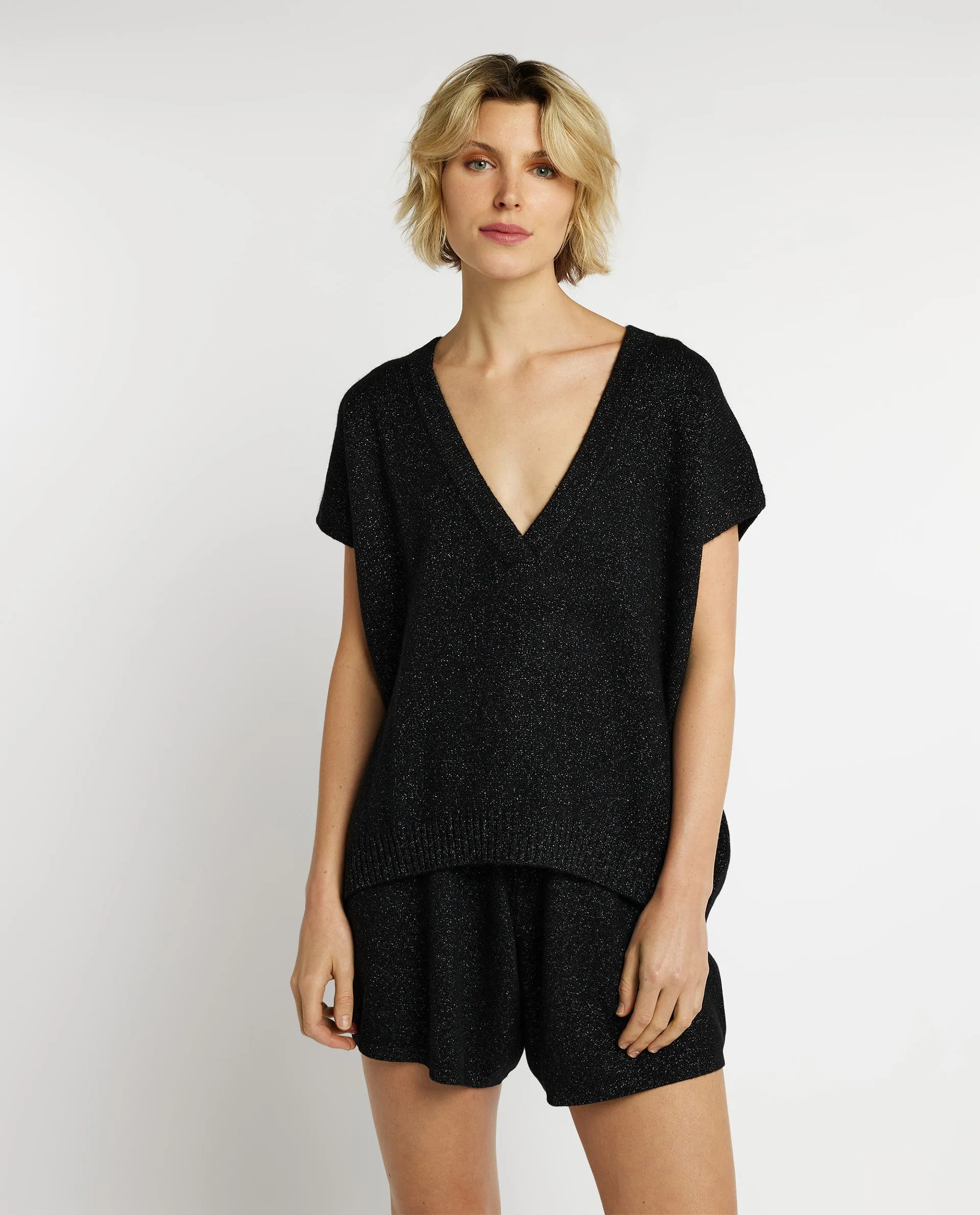 Cashmere vest sold by Pauw Amsterdam