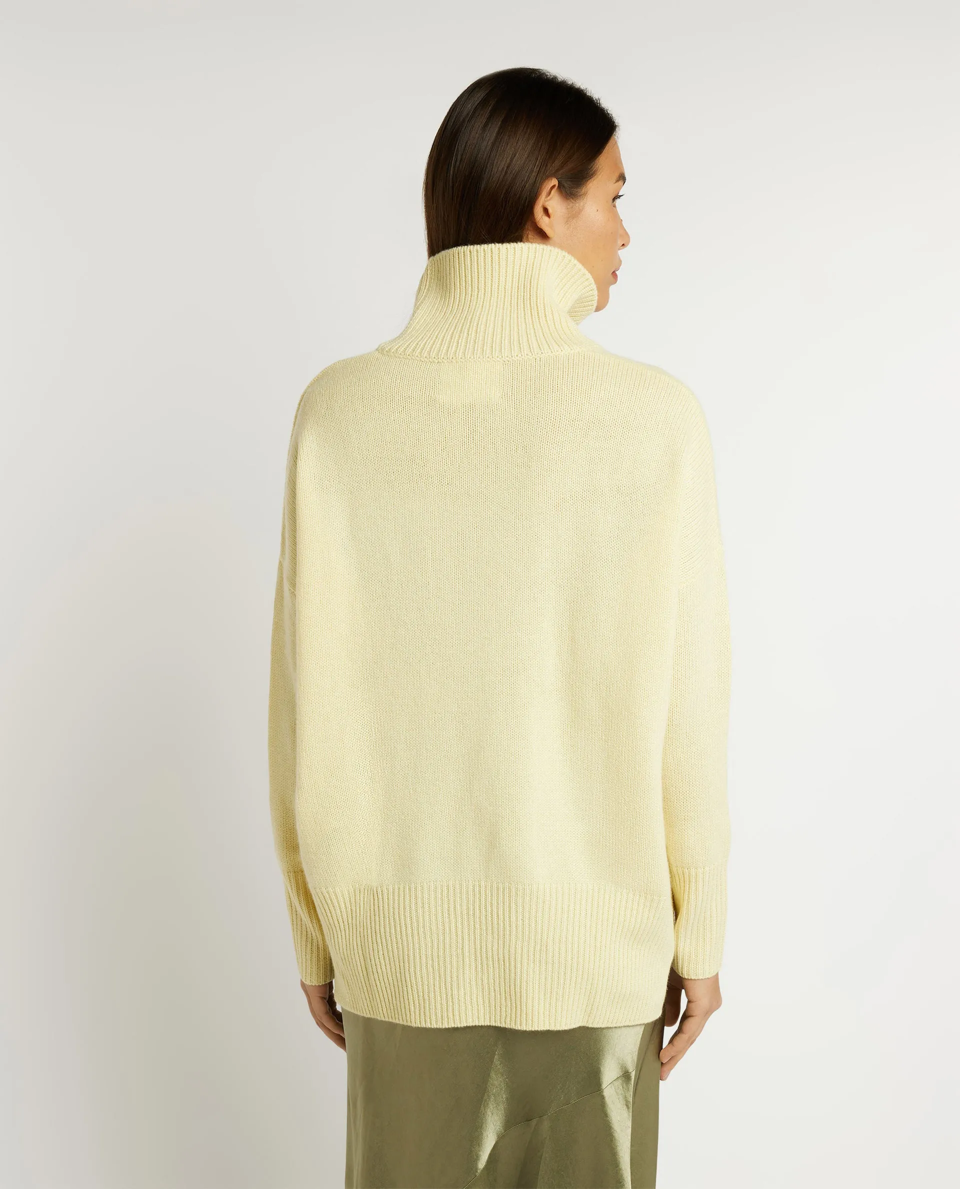 Cashmere Coltrui - Geel sold by Pauw Amsterdam product image thumbnail 3
