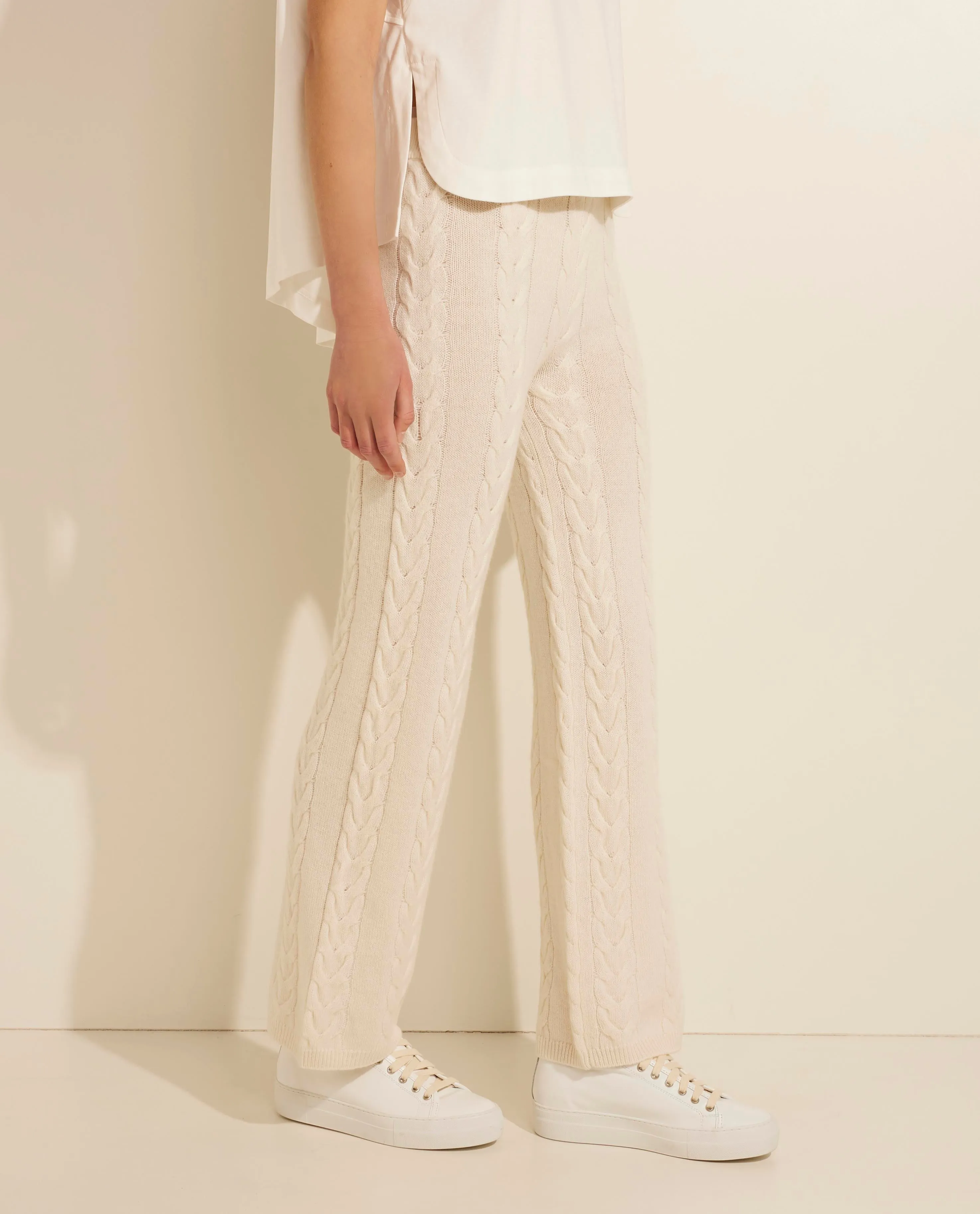 Dagny broek sold by Pauw Amsterdam product image thumbnail 2