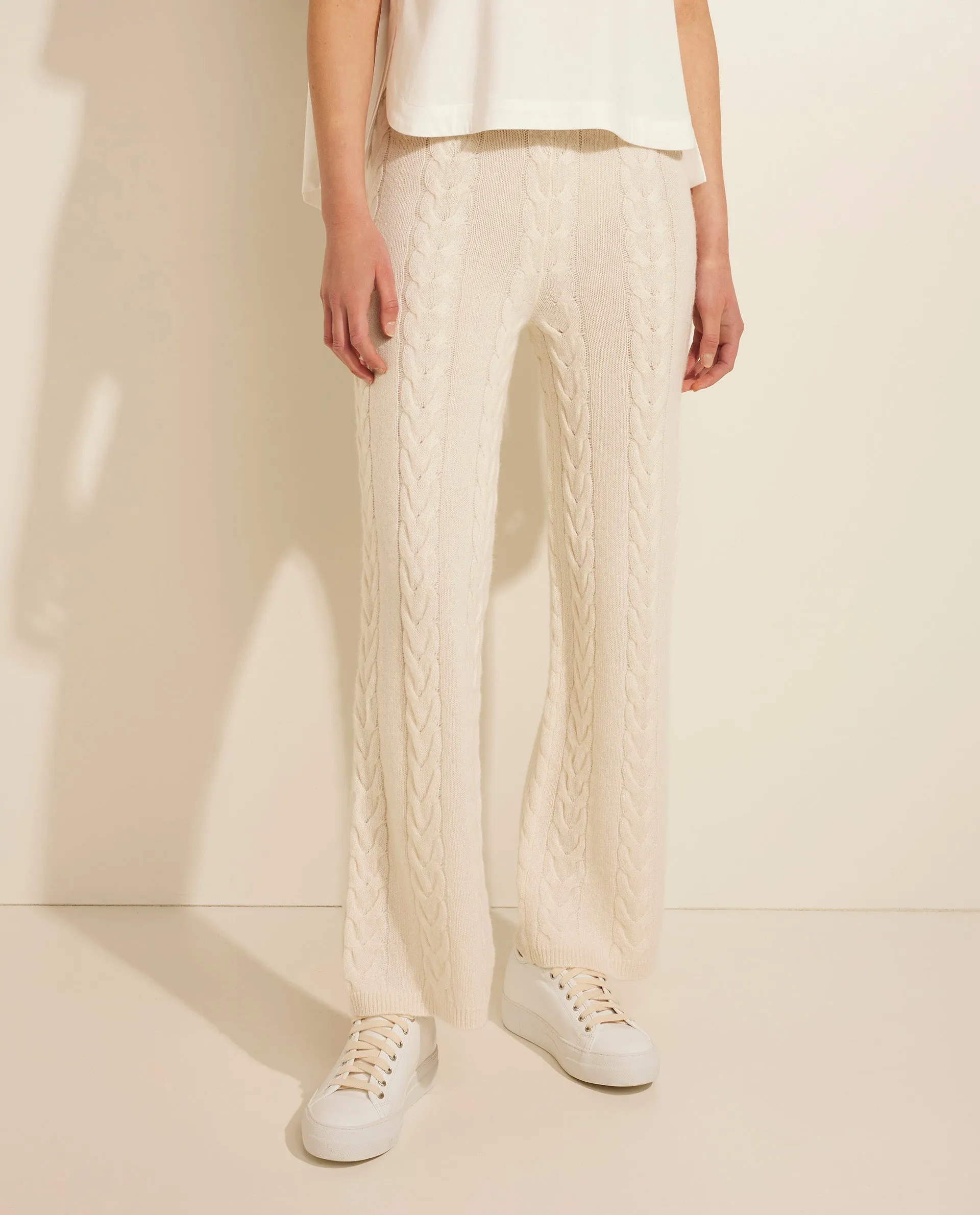 Dagny broek sold by Pauw Amsterdam