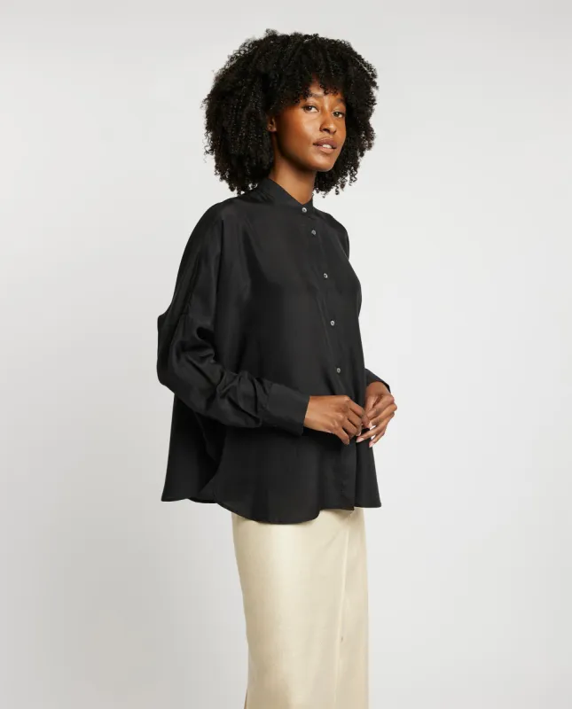 Zijden blouse sold by Pauw Amsterdam