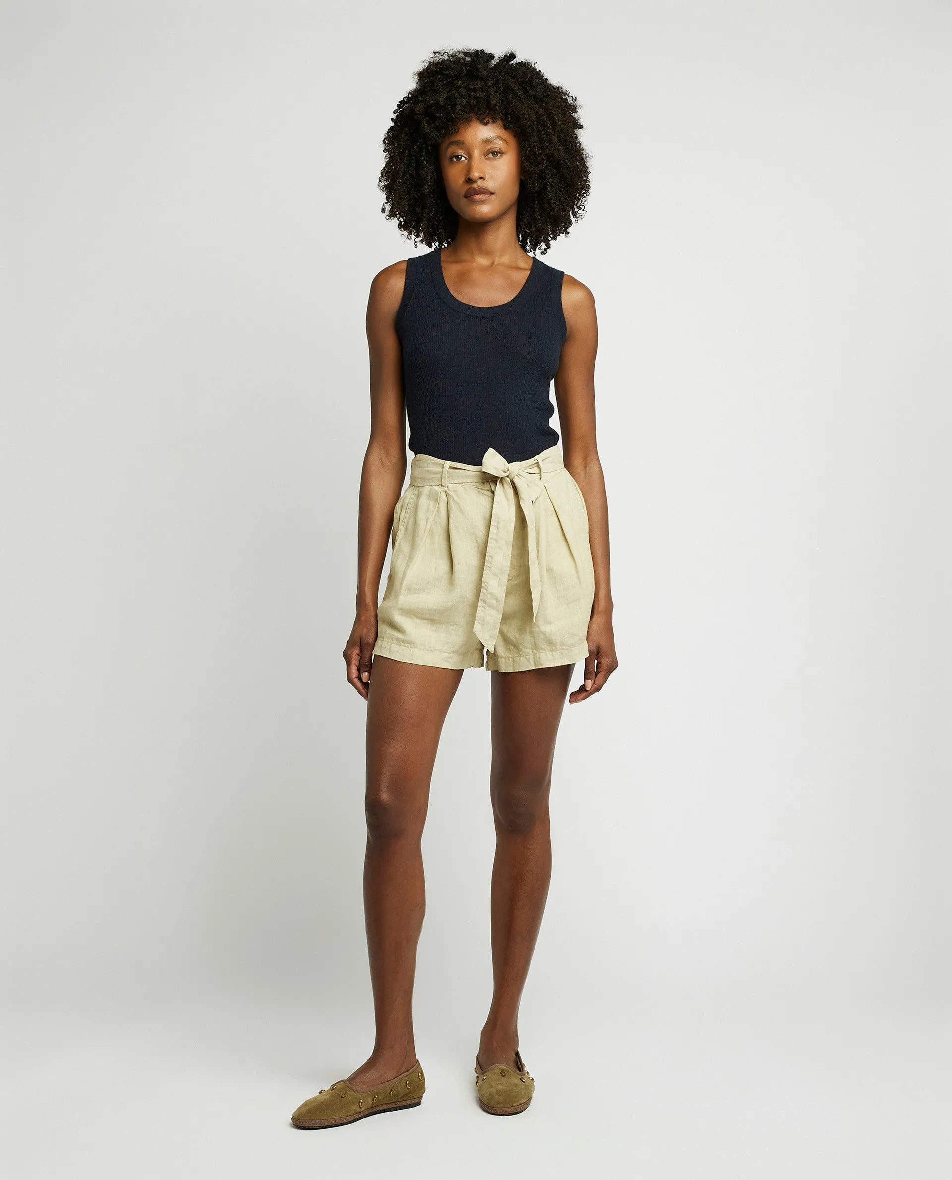 Linnen shorts sold by Pauw Amsterdam