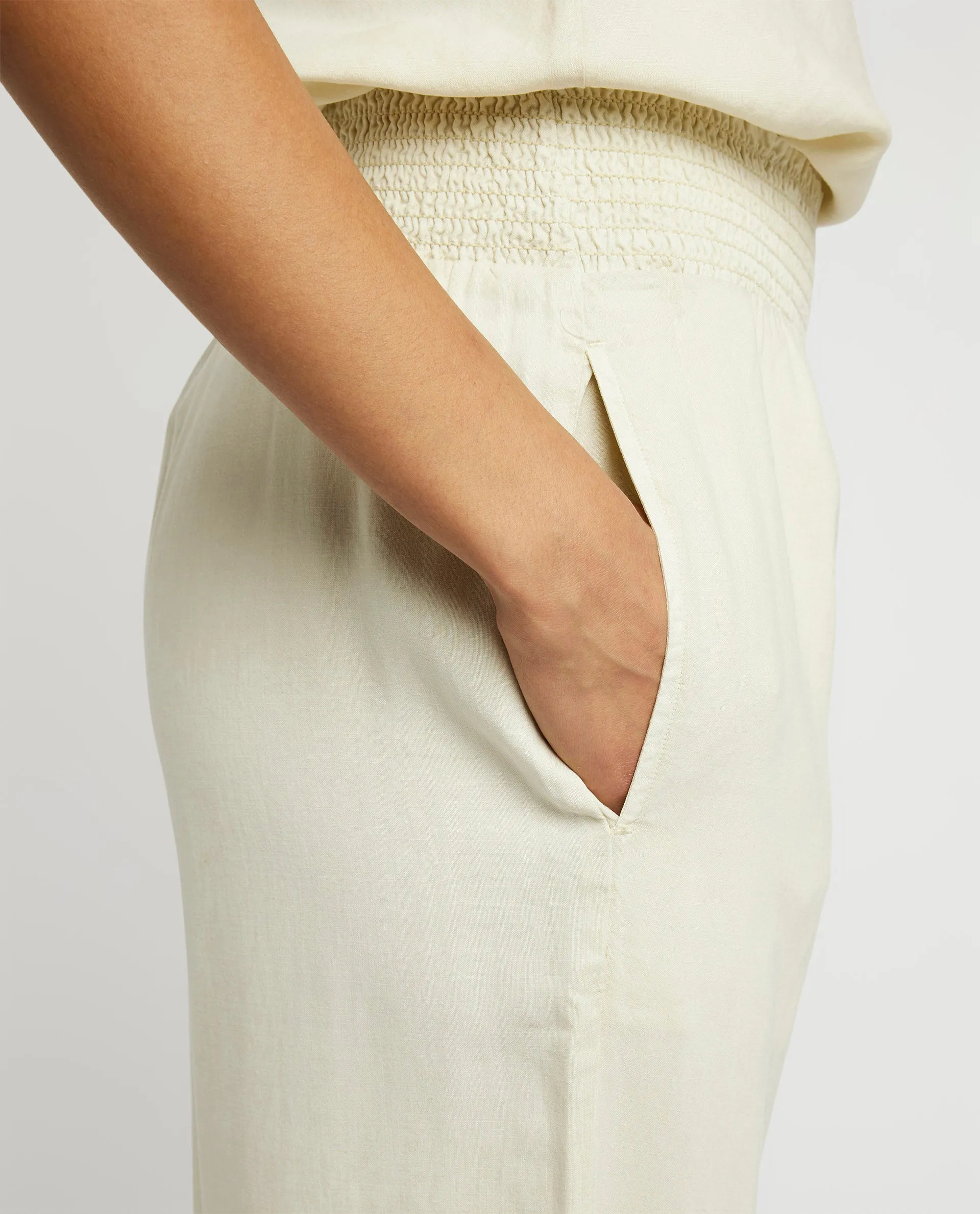 Soepele Wijde Broek - Ecru sold by Pauw Amsterdam product image thumbnail 5