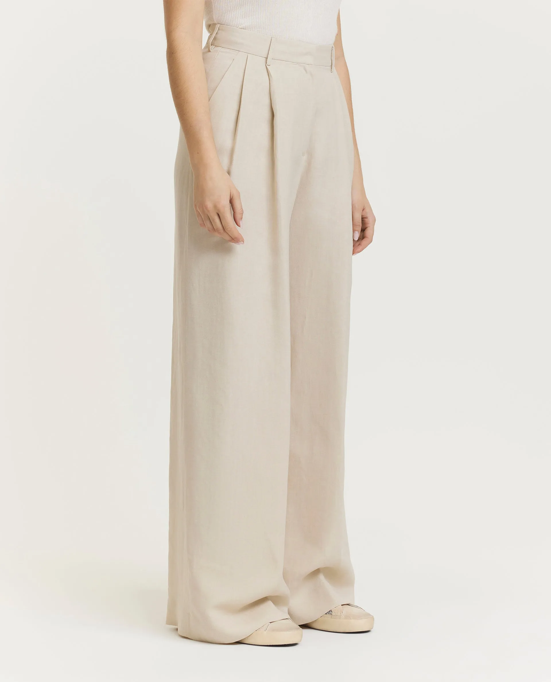 Wijde broek sold by Pauw Amsterdam product image thumbnail 4